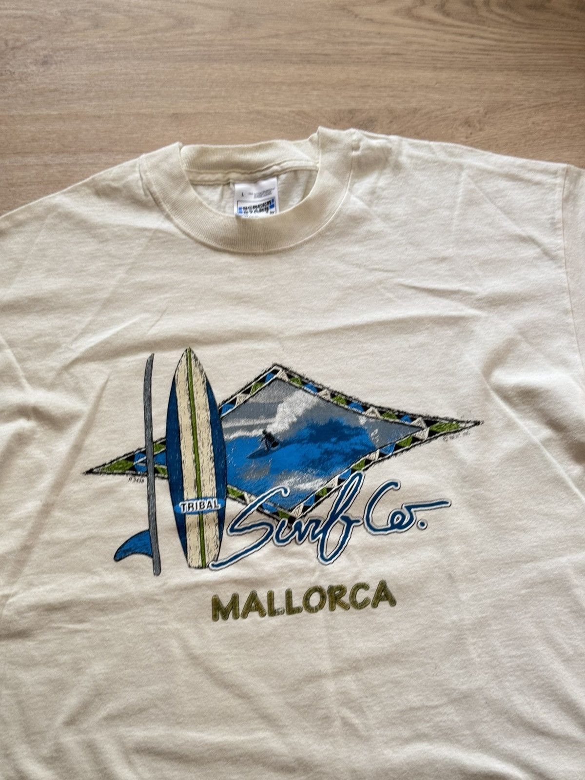 Vintage Vintage 90’s Screen Stars Mallorca Surf Co. T-Shirt Size US L / EU 52-54 / 3 - 2 Thumbnail