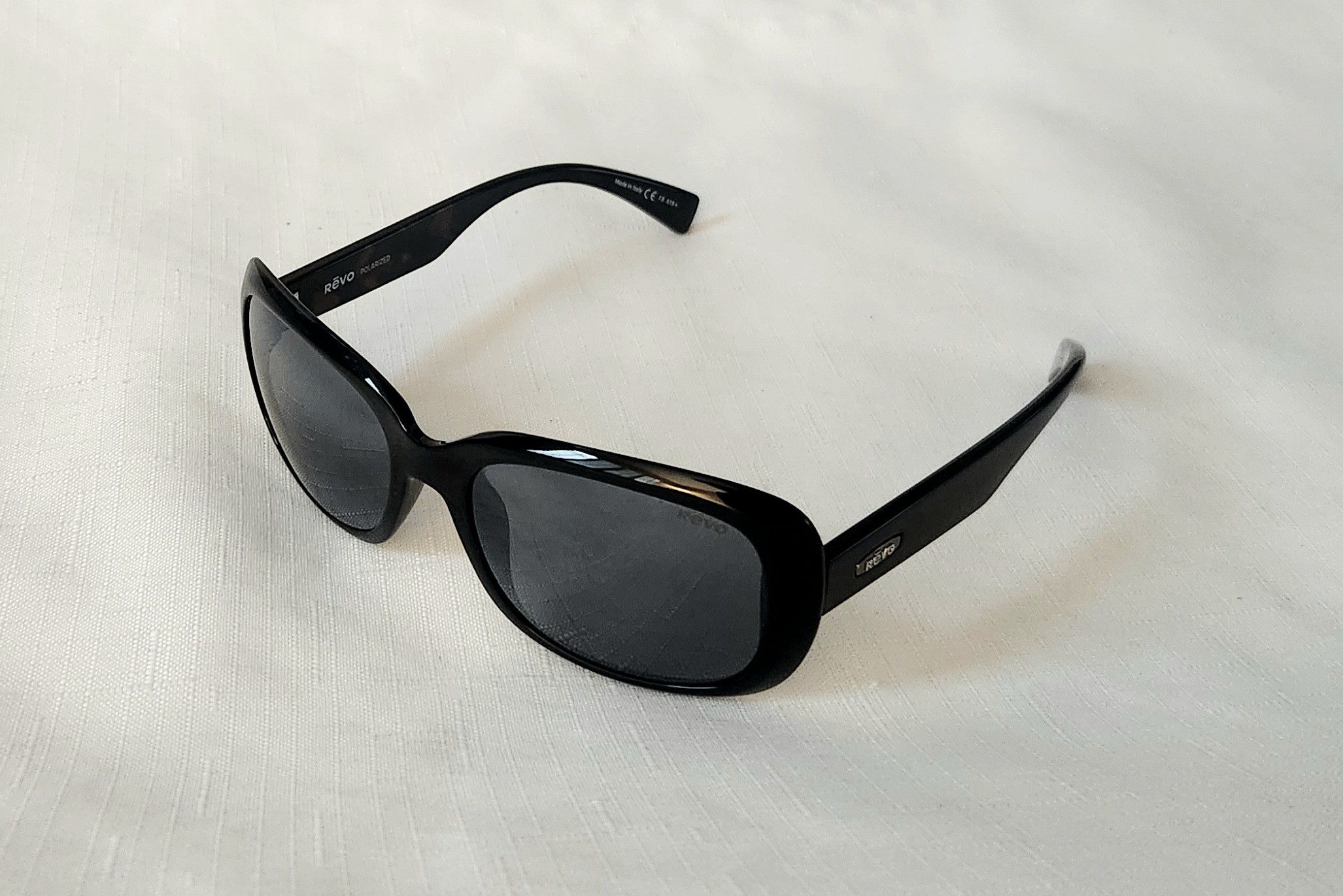Other Revo Polarized RE1039 PAXTON Sunglasses 01 GY Shiny Bla Size ONE SIZE - 1 Thumbnail