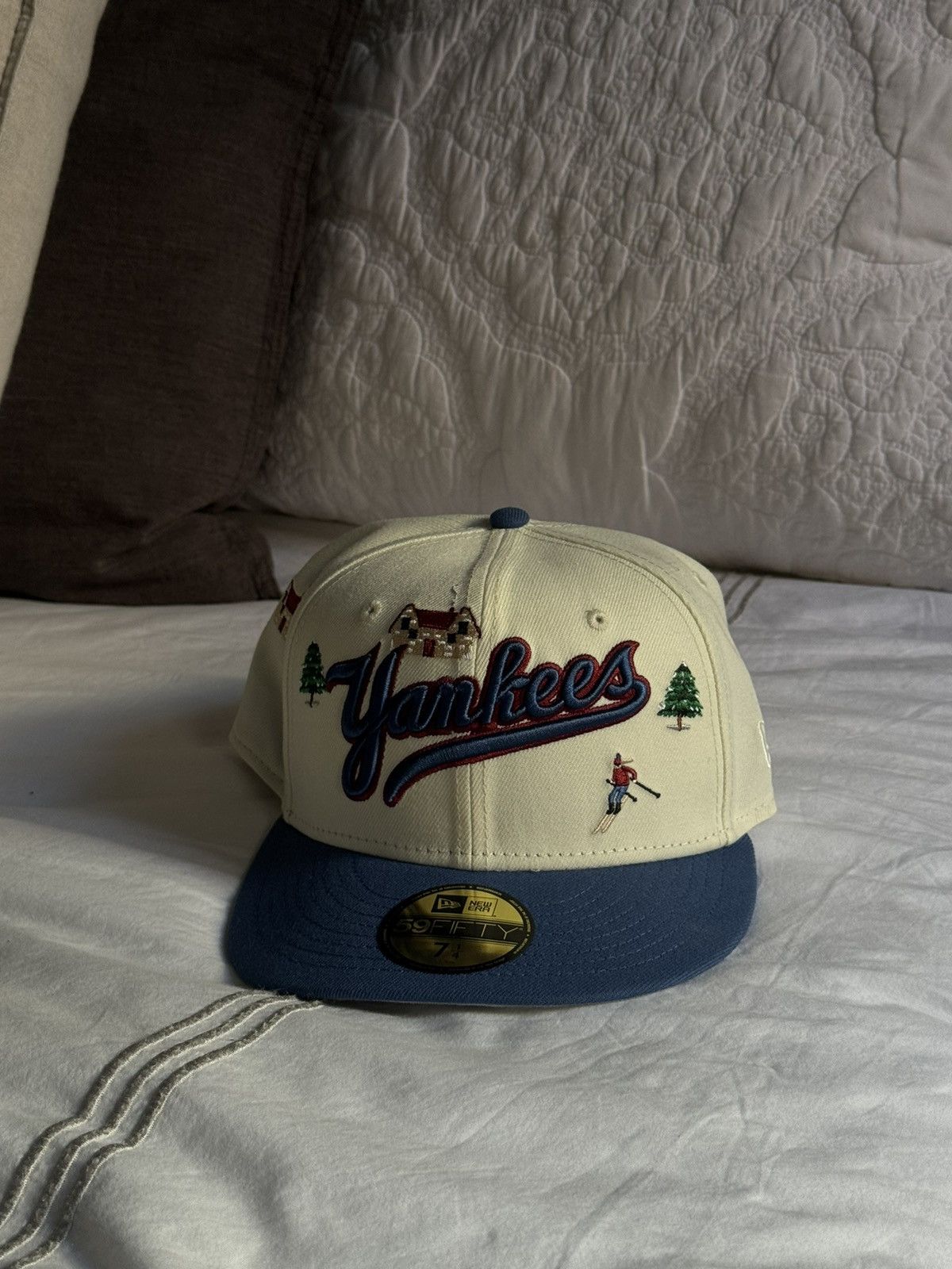 New Era YANKEES FITTED 59Fifty CAP SKI SLOPES COLLECTION Size ONE SIZE - 2 Thumbnail