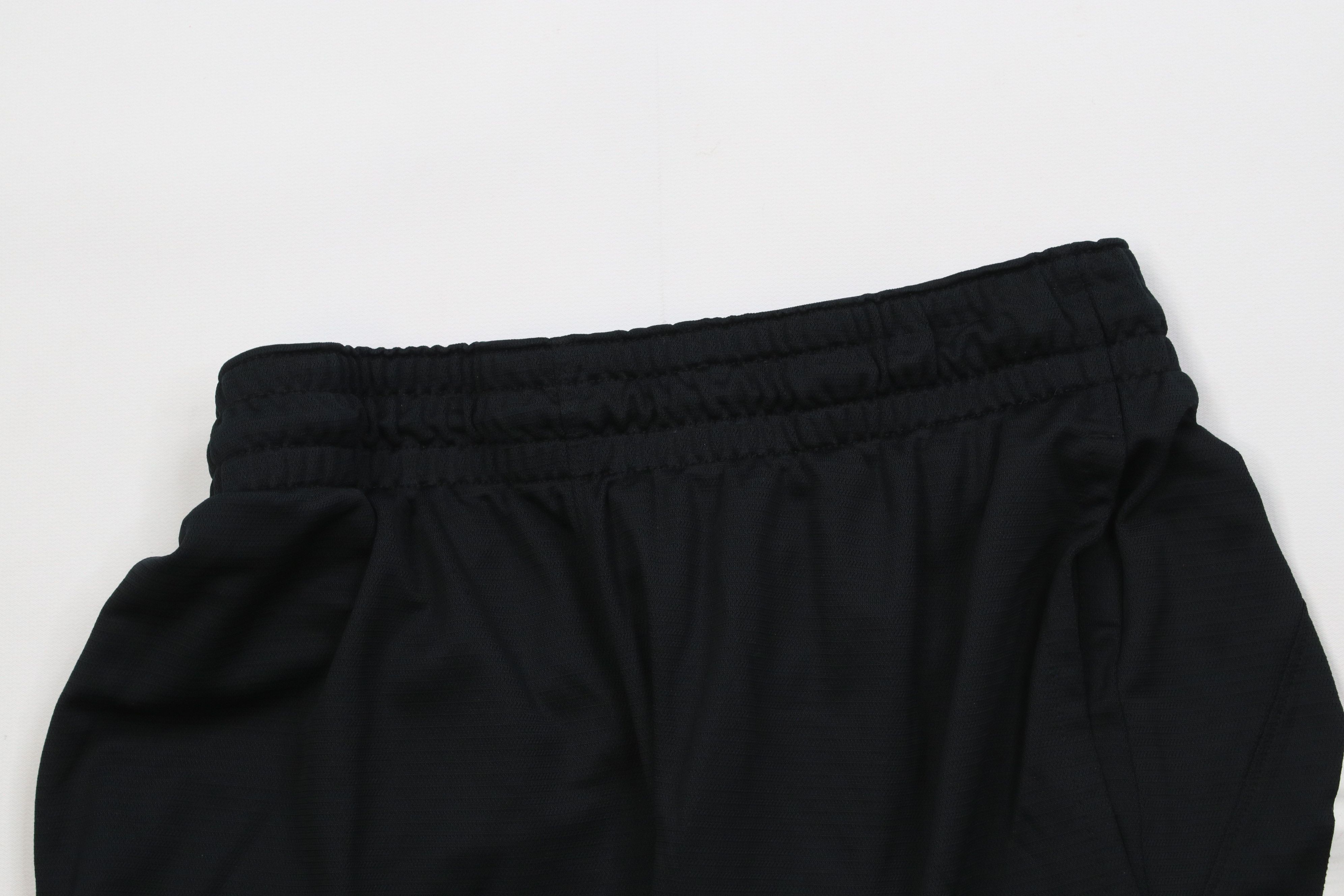 Nike Vintage Y2K Nike Swoosh Knit Gym Basketball Shorts Black Size US 32 / EU 48 - 2 Thumbnail