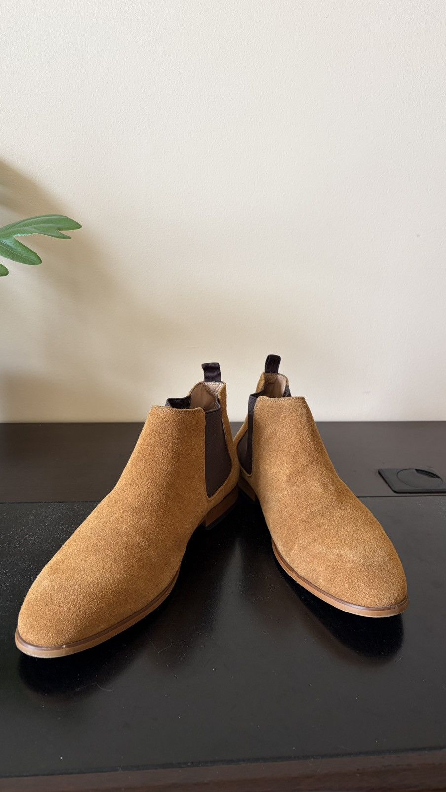 La Milano La Milano Suede Chelsea Boots – Tan – Size 10 Size US 10 / EU 43 - 2 Thumbnail