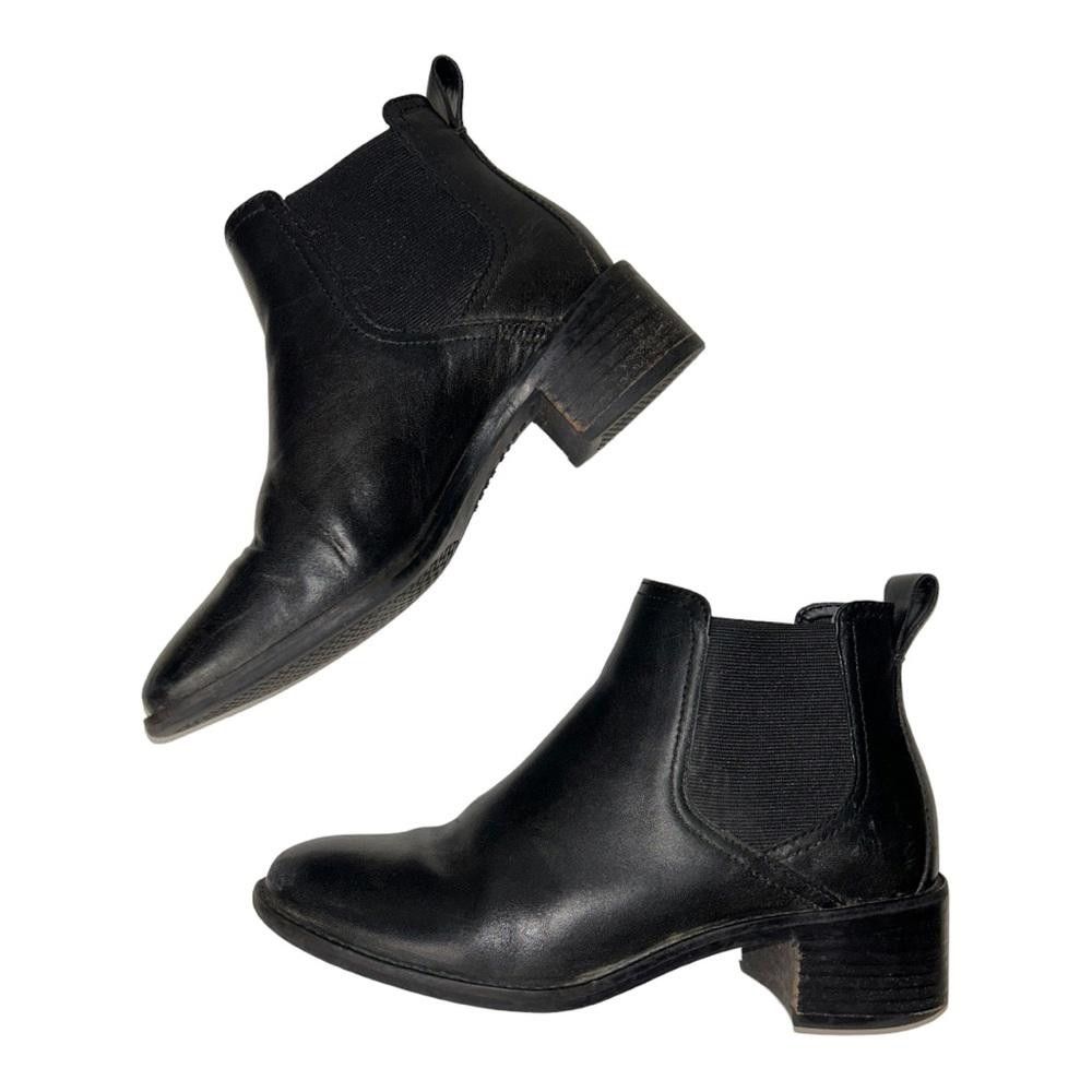 Cole Haan Cole Haan l Cassie Leather Bootie Size 6 Size US 6 / IT 36 - 7 Thumbnail