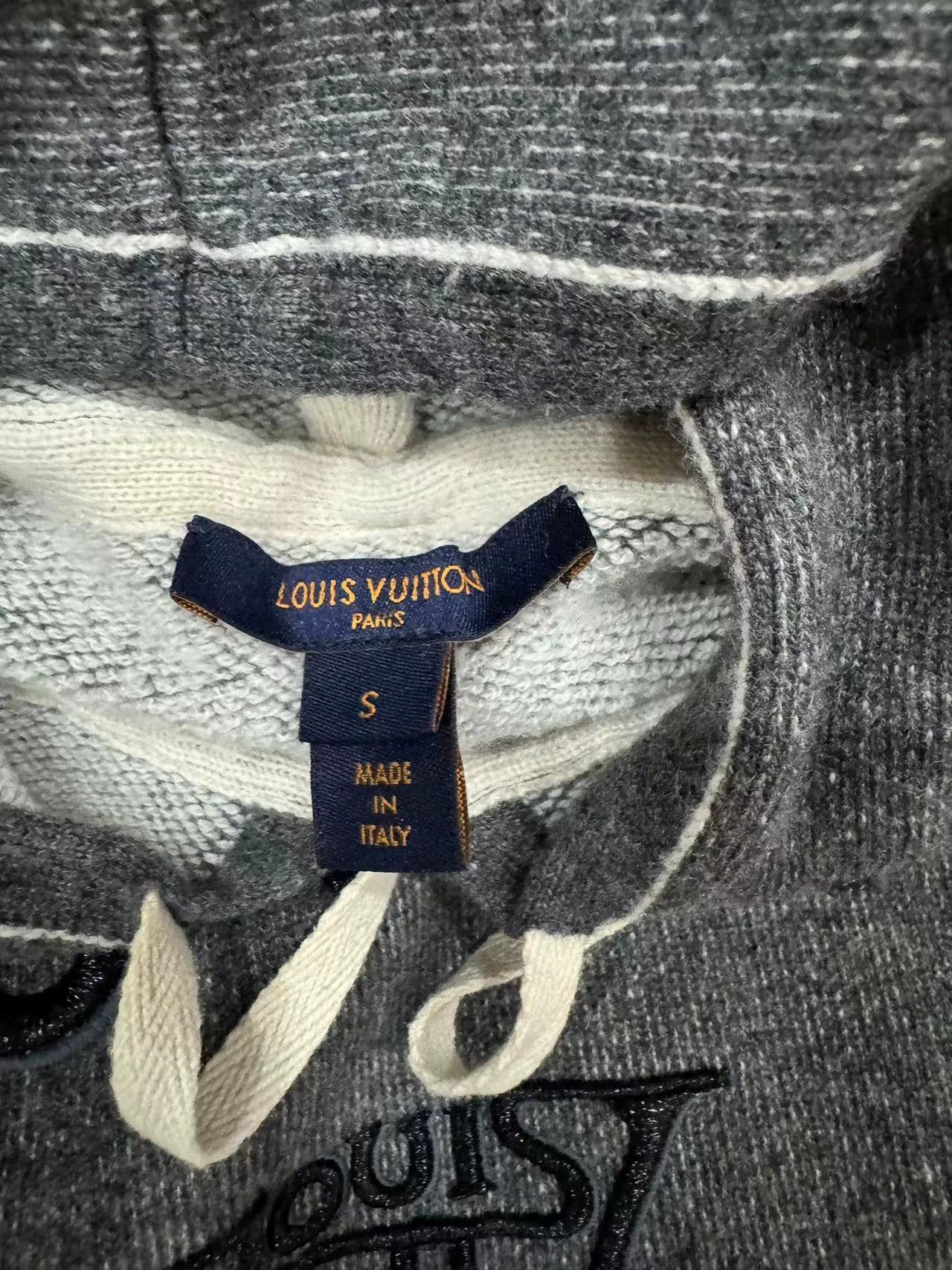 Louis Vuitton LV Cashmere Sweatshirt 99 New Size US S / EU 44-46 / 1 - 3 Thumbnail