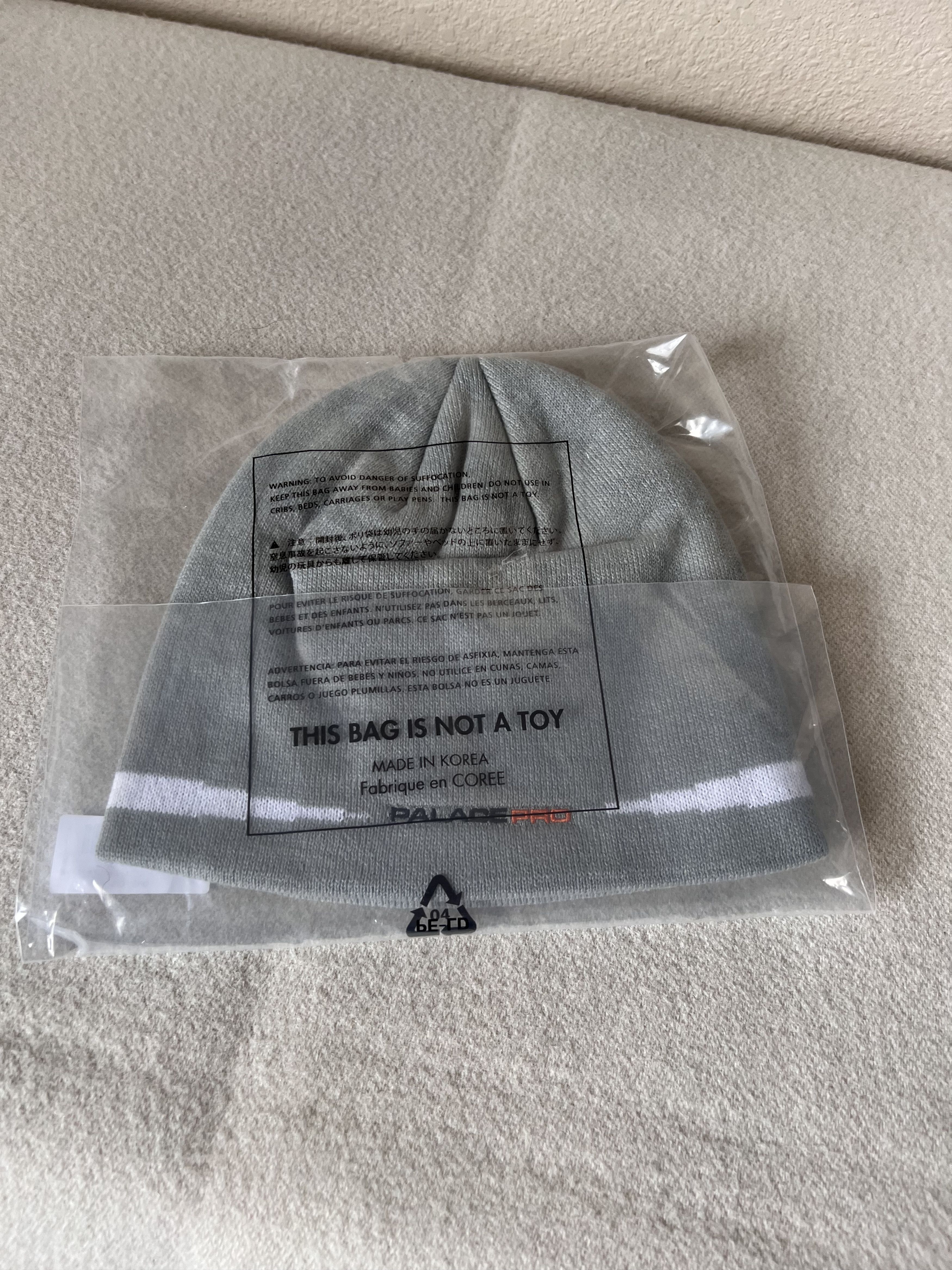 Palace Palace Skateboards Pro Nein Cuff Beanie in Grey Size ONE SIZE - 2 Thumbnail