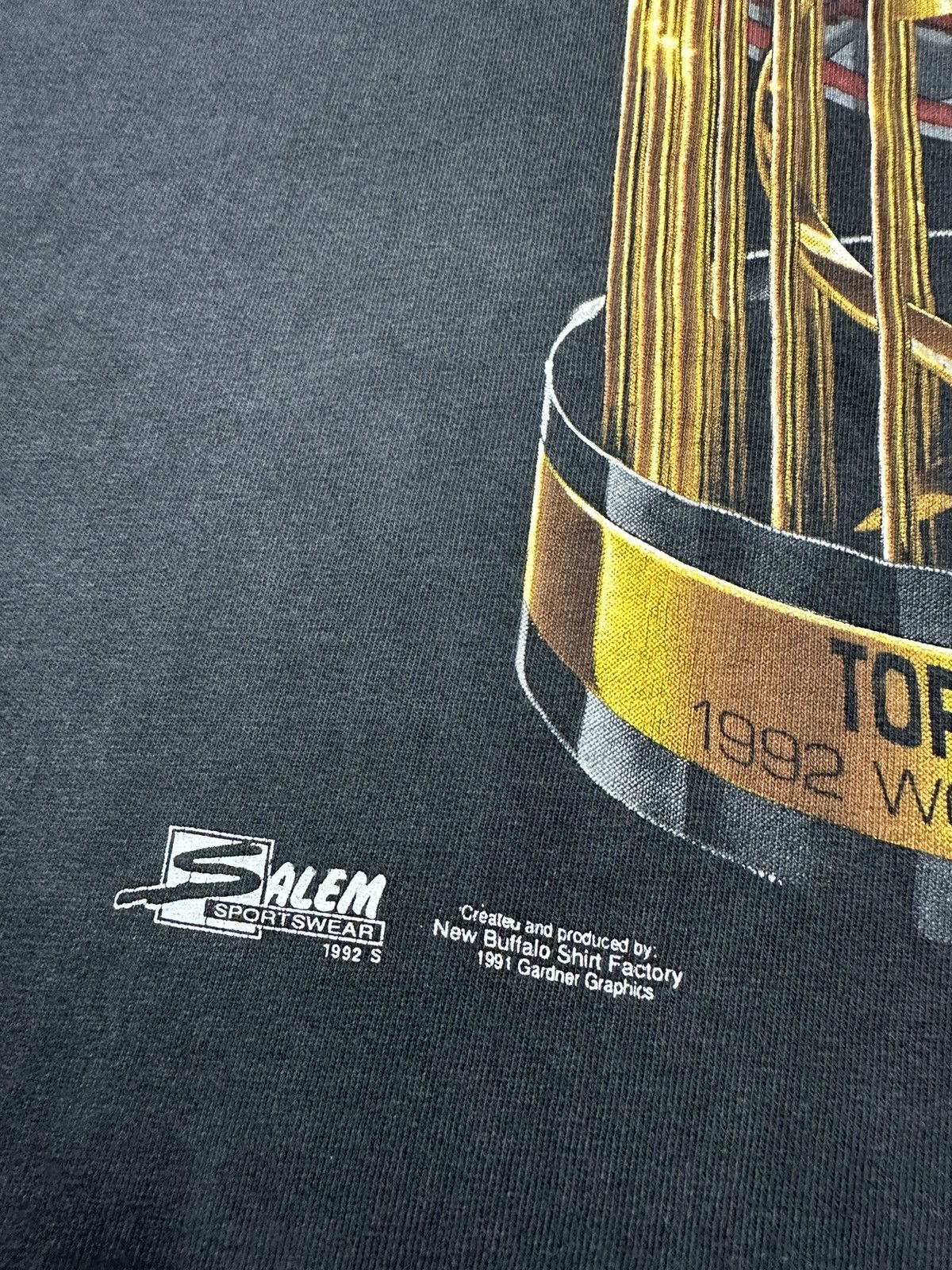 Salem Sportswear Vintage 90s Salem Toronto Blue Jays 92 World Series T-Shirt Size US XL / EU 56 / 4 - 7 Thumbnail