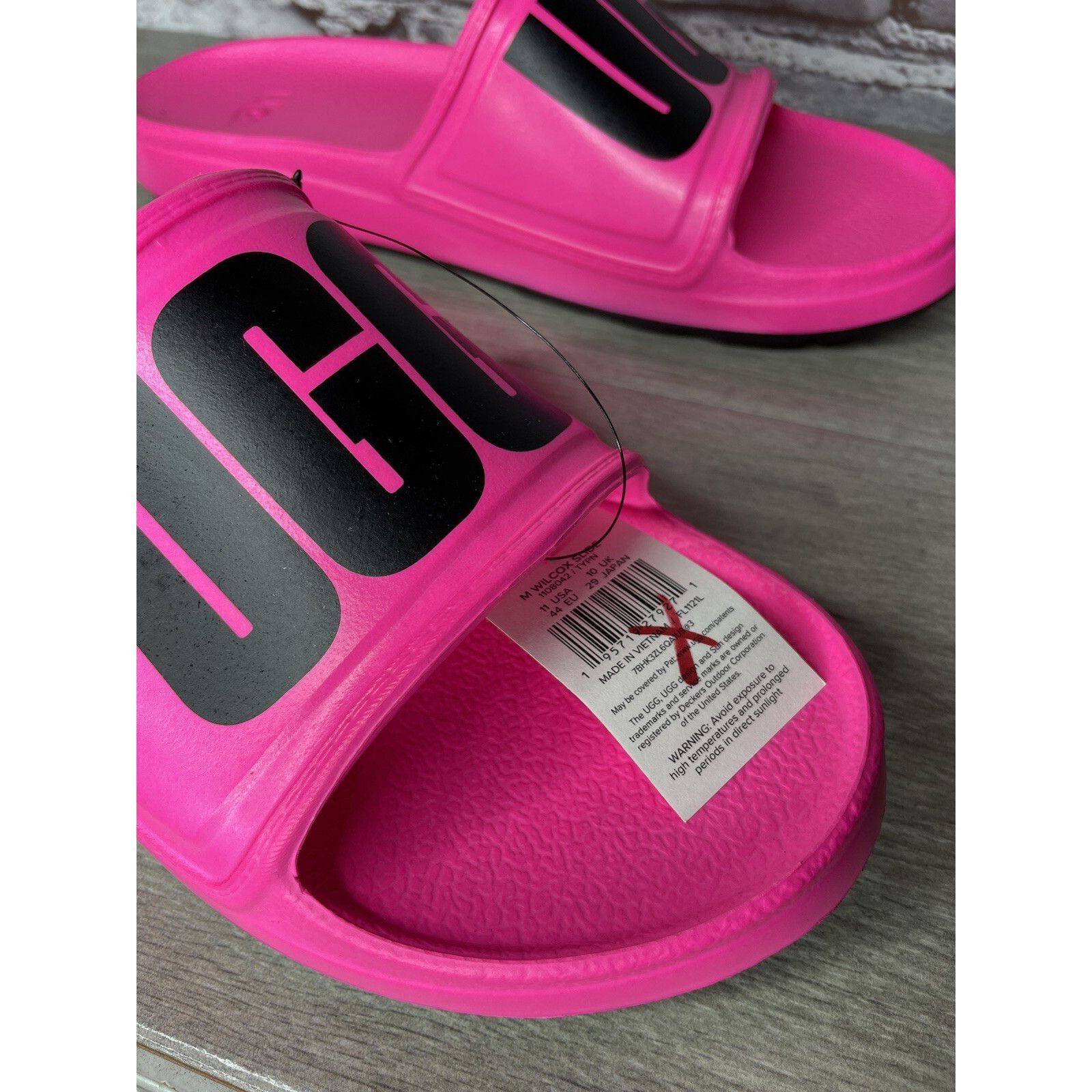 Ugg UGG WILCOX SLIDE Pink Rubber Light Waterproof Sport Sandals Size US 11 / EU 44 - 9 Thumbnail