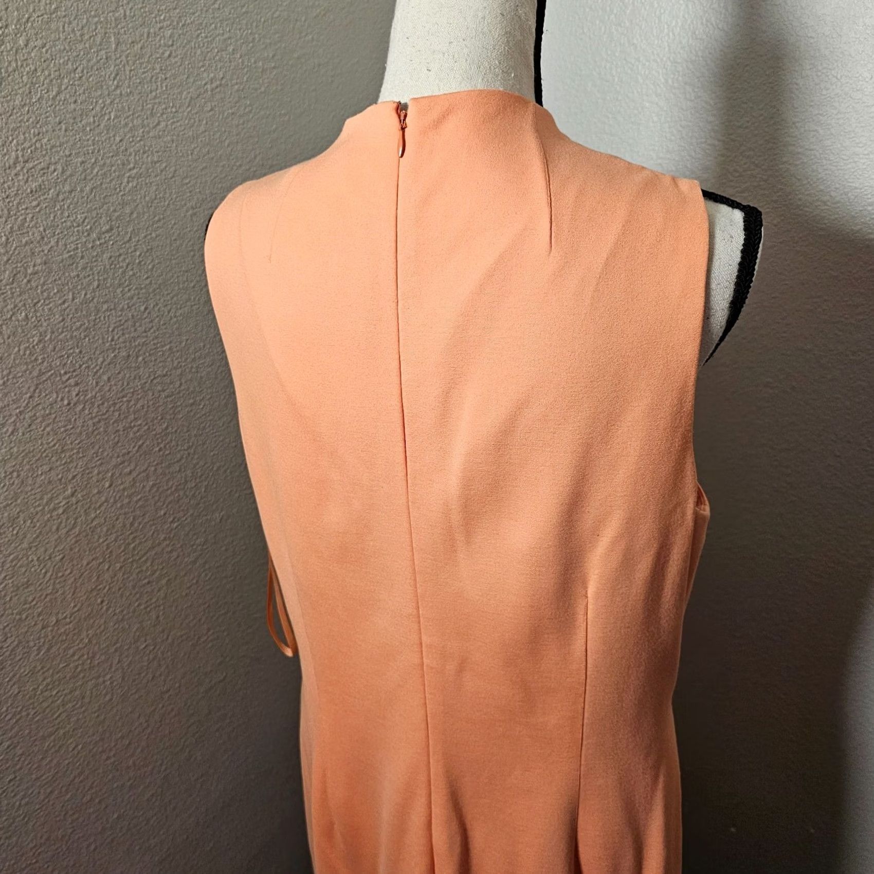 Vintage VINTAGE Antonio Melani Dress Women’s 14 Sleeveless Sheath Orange Coral Zipper Knee Length Pink Round Neck Ladies Size XL / US 12-14 / IT 48-50 - 4 Thumbnail