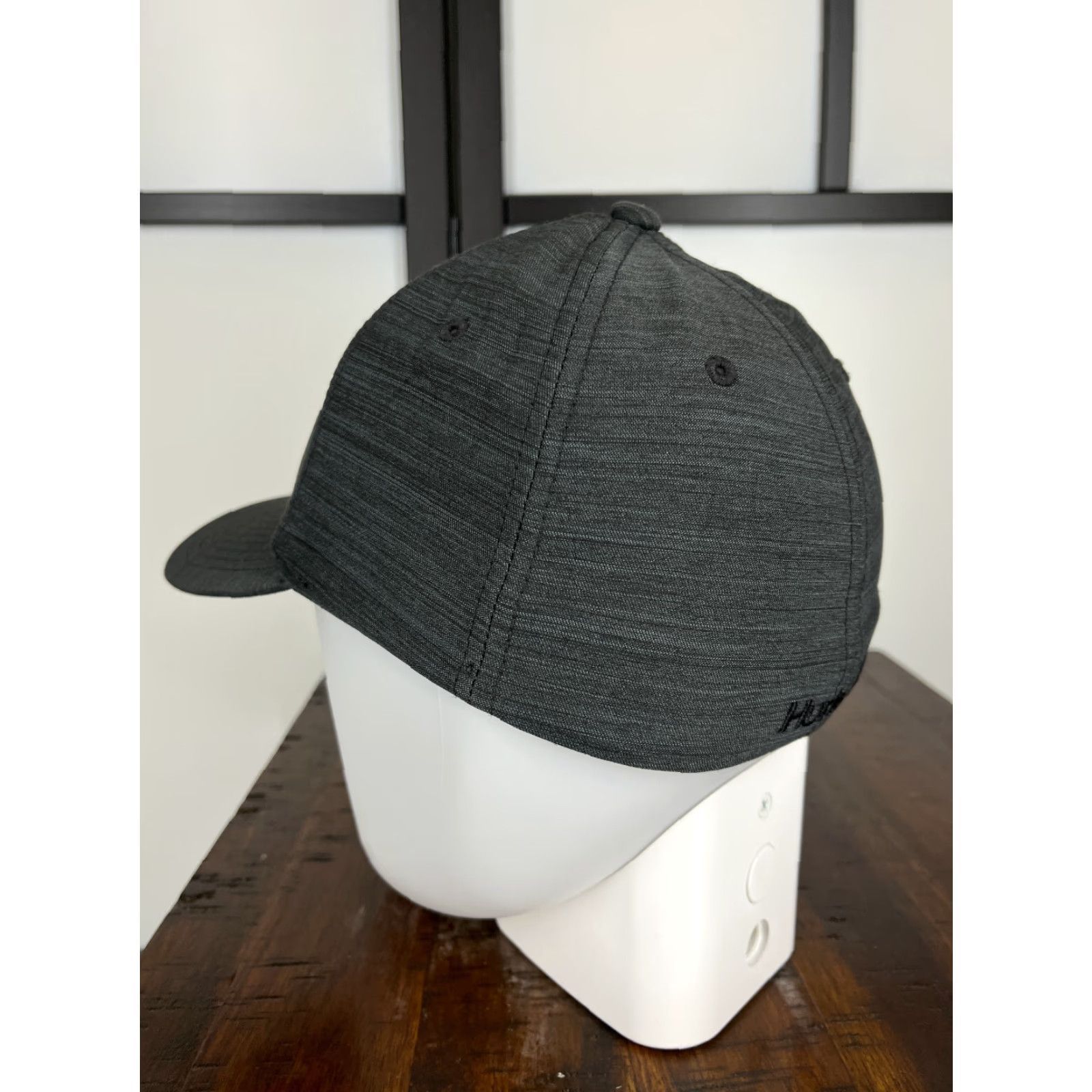 Hurley Hurley Hat Cap Fitted Adult Small Medium Gray Polyester Blend Flexfit Skate Mens Baseball Cap Size ONE SIZE - 5 Thumbnail