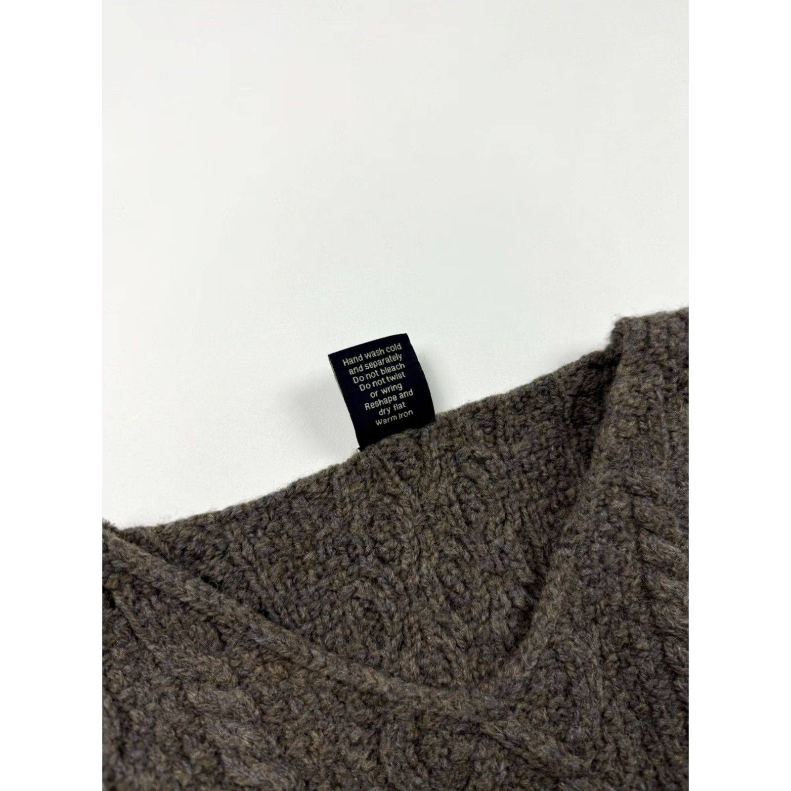 Paul James VINTAGE Paul James Sweater Womens S Brown England Wool Knit Neck Fisherman Women Size S / US 4 / IT 40 - 6 Thumbnail