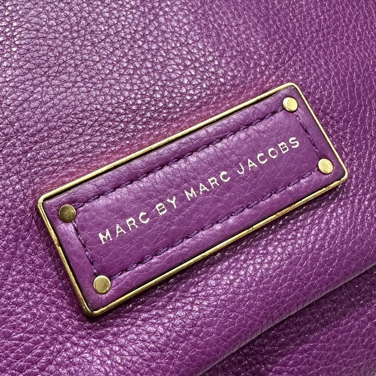 Marc by Marc Jacobs Authentic MARC BY MARC JACOBS Leather Handbag/ Shoulder Bag Size ONE SIZE - 3 Thumbnail
