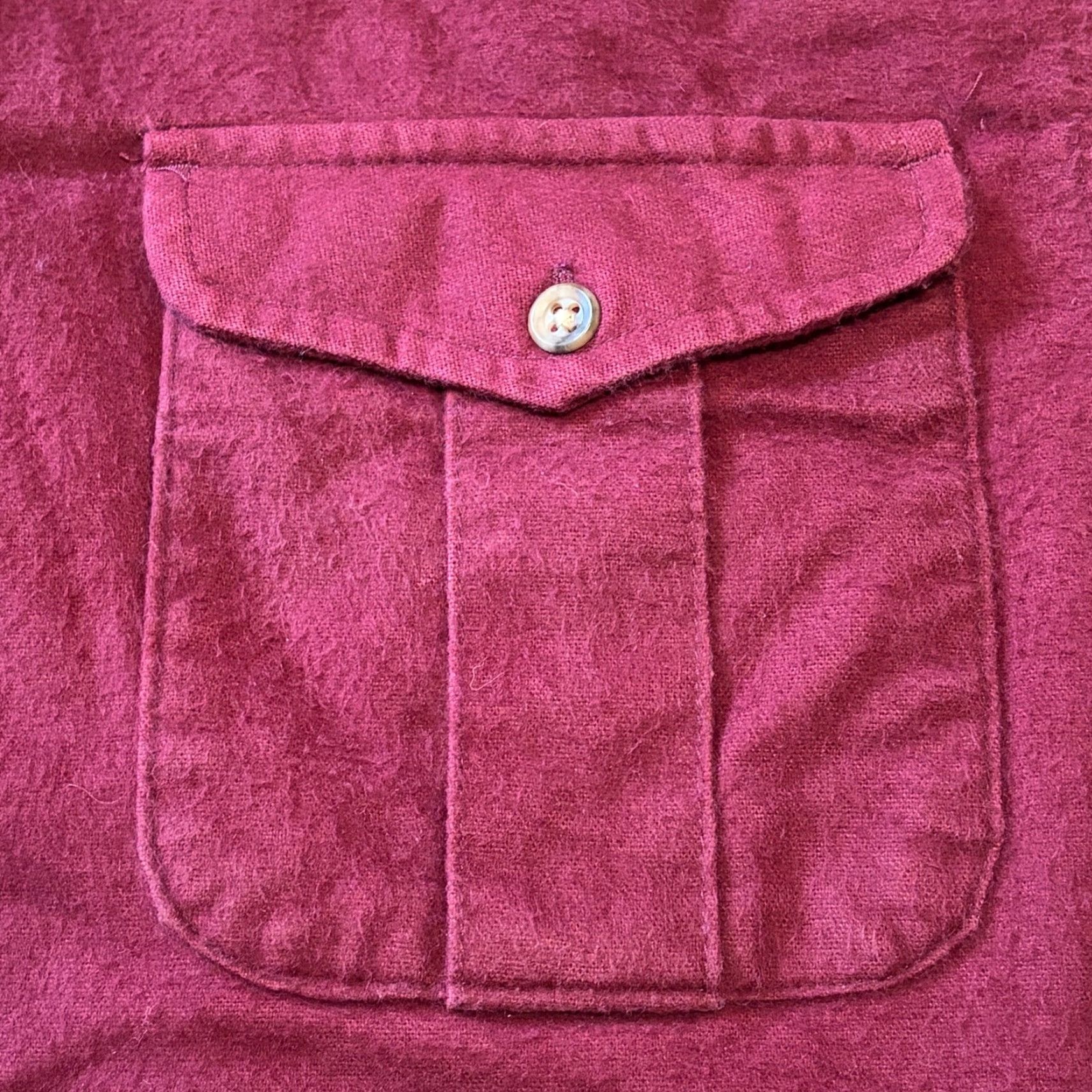 Eddie Bauer VINTAGE Eddie Bauer Shirt Mens Large Burgundy Heavy Flannel USA Chamois Cloth Solid Button-Up Long Sleeve Pocketed 80s Size US L / EU 52-54 / 3 - 7 Thumbnail