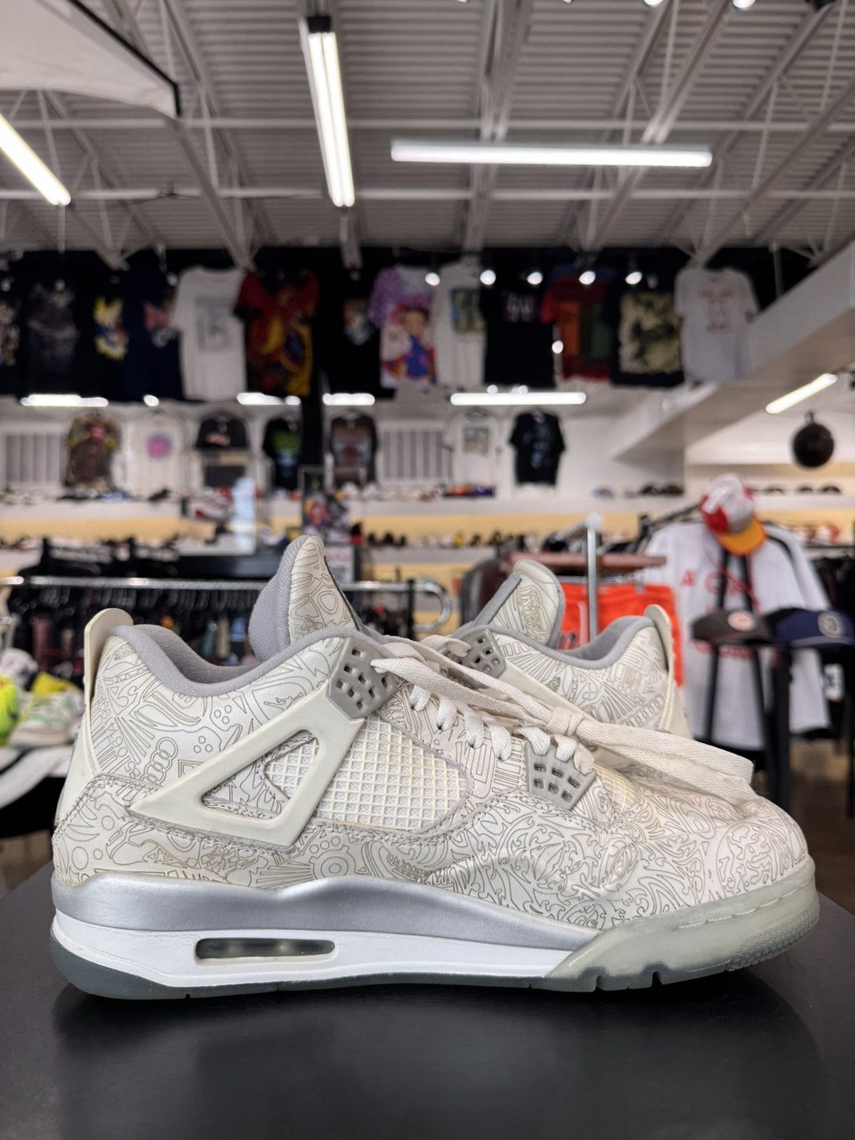 Jordan Brand Jordan 4 30th Anniversary Laser Size 10.5 (2015) Size US 10.5 / EU 43-44 - 3 Thumbnail