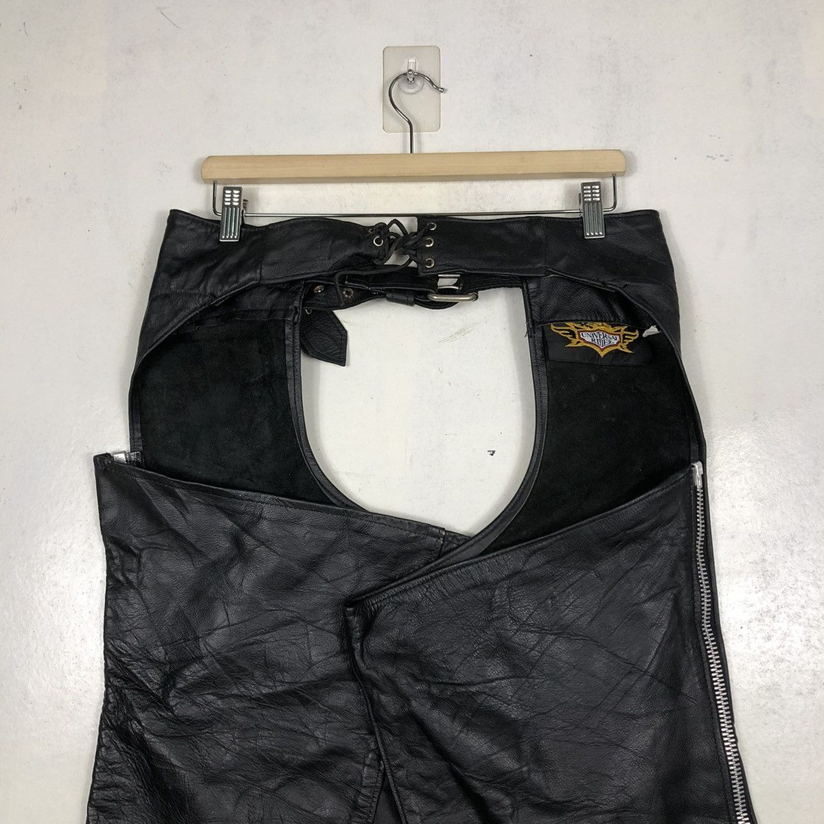 Genuine Leather × Vintage 📌VINTAGE COW BOY RIDER LEATHER RACING UNIVERSAL RIDER USA Size US 32 / EU 48 - 10 Thumbnail
