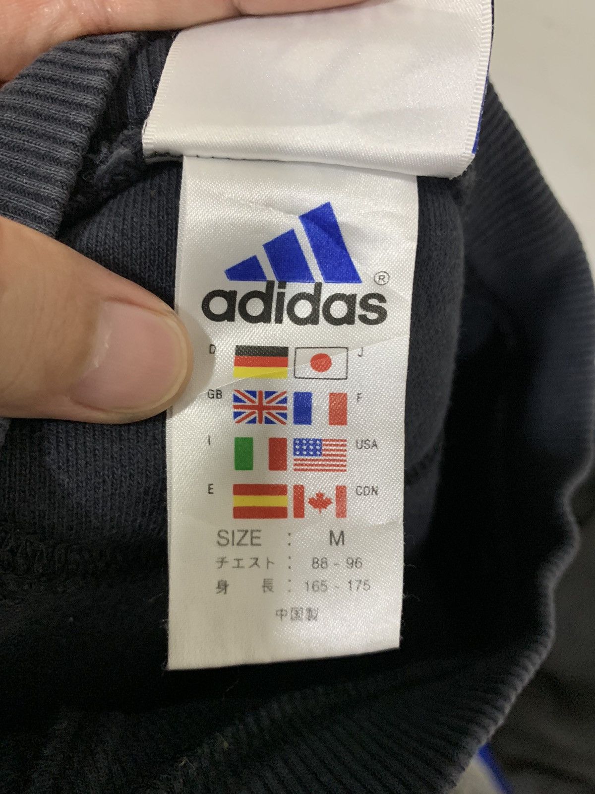 Adidas Vintage Adidas Crewneck Sweatshirt Size US M / EU 48-50 / 2 - 9 Thumbnail