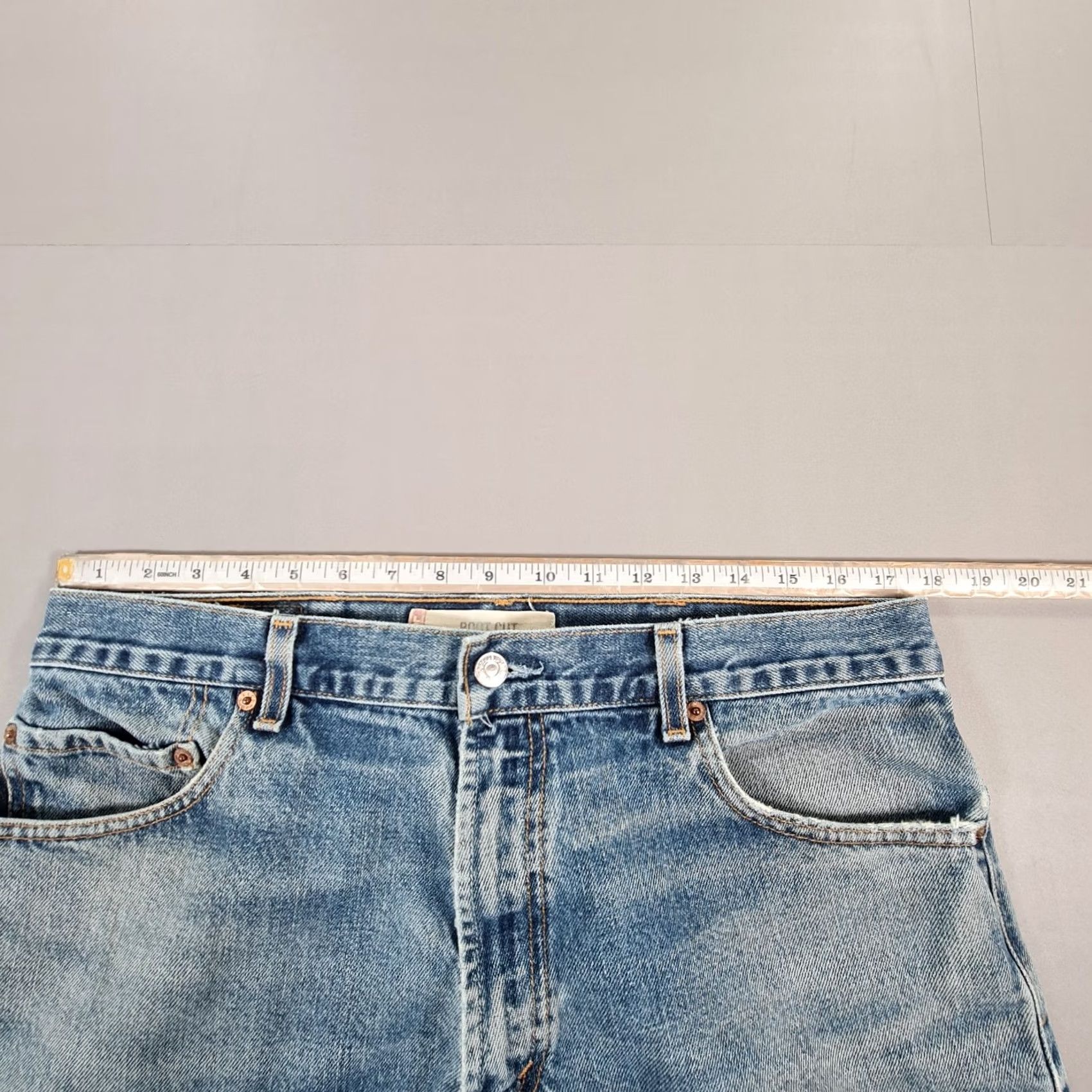 Levi's Levi's Jeans 517 Bootcut Zip Fly W36 L27 Denim 100% Cotton Regular Mens Jeans Size US 36 / EU 52 - 6 Thumbnail