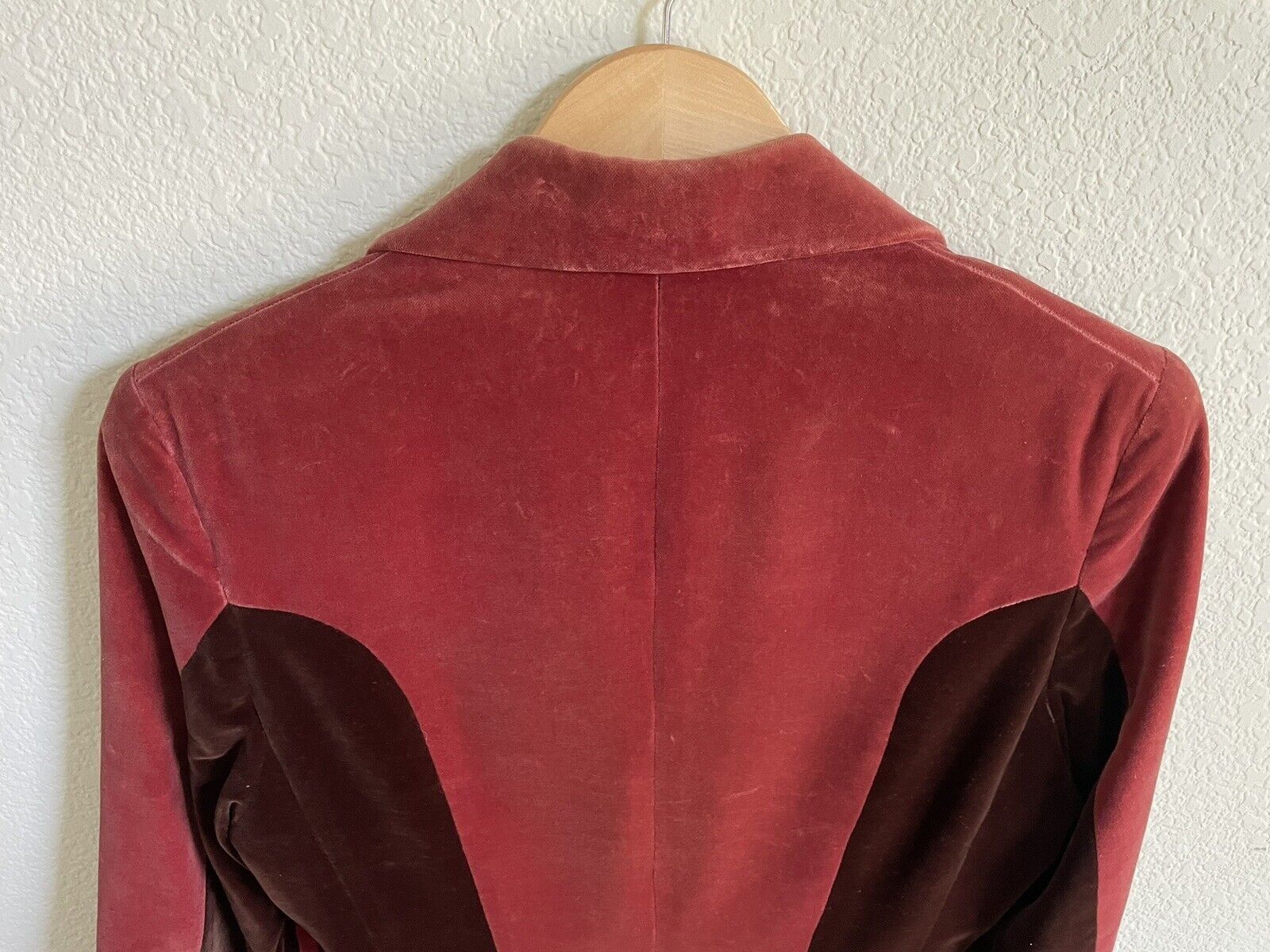Velvet GRANNY TAKES A TRIP VELVET JACKET 1970’s MAROON ROCK STAR Size 34R - 3 Thumbnail