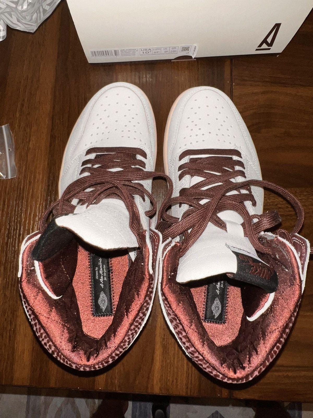 A Ma Maniere × Jordan Brand × Nike Air Jordan 1 Retro High SP Size US 10.5 / EU 43-44 - 11 Thumbnail