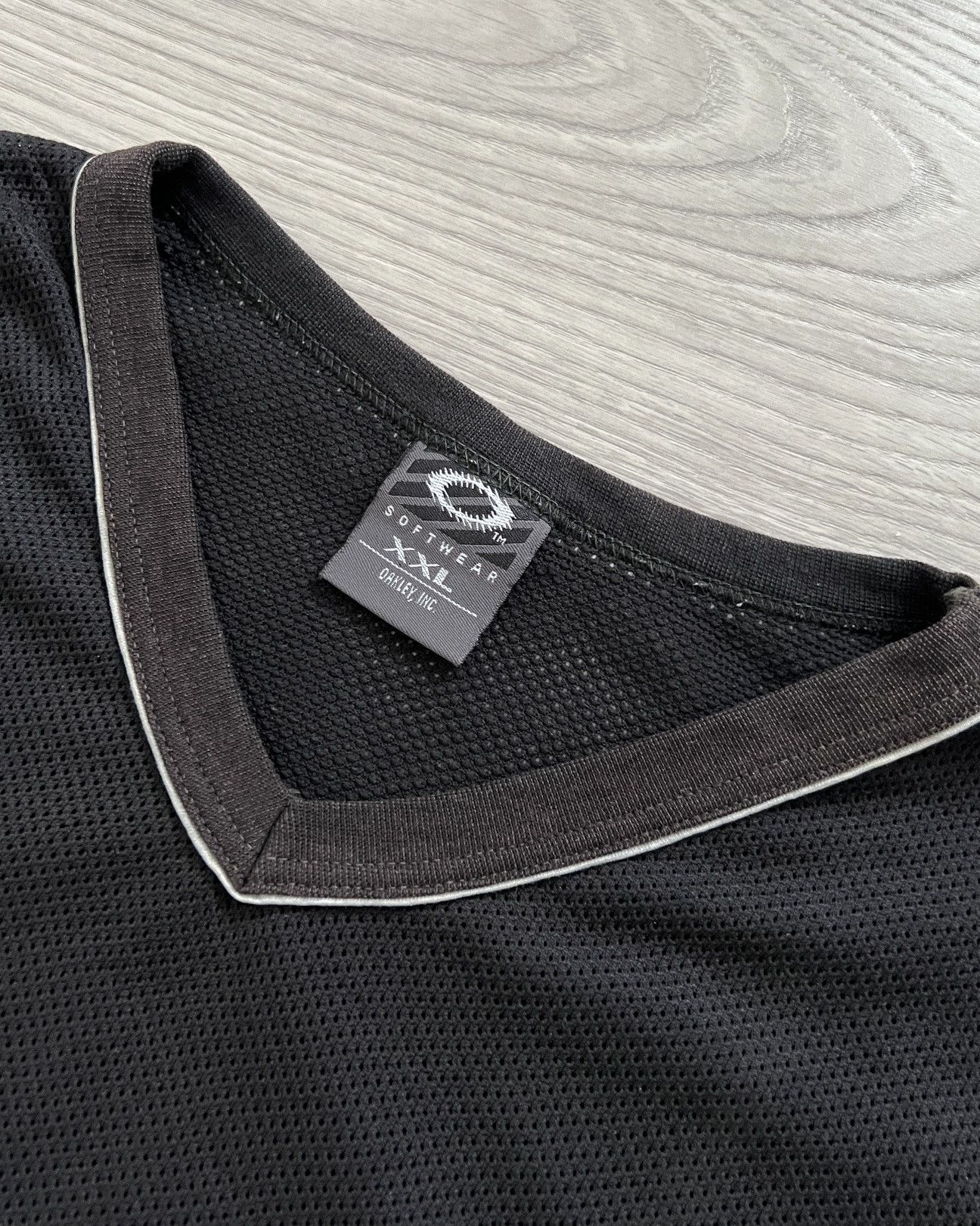 Oakley Oakley Software 00s Mesh 3D Icon Logo Vest Size US XXL / EU 58 / 5 - 4 Thumbnail