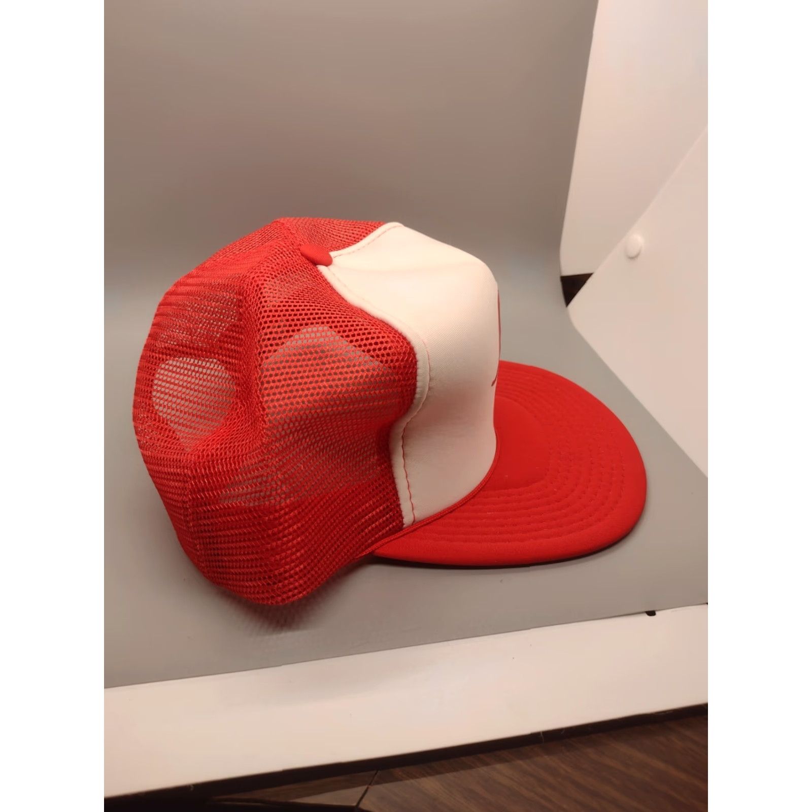 Logo 7 VINTAGE Sportcap Logo Trucker Hat One Size Red White Mens Size ONE SIZE - 3 Thumbnail