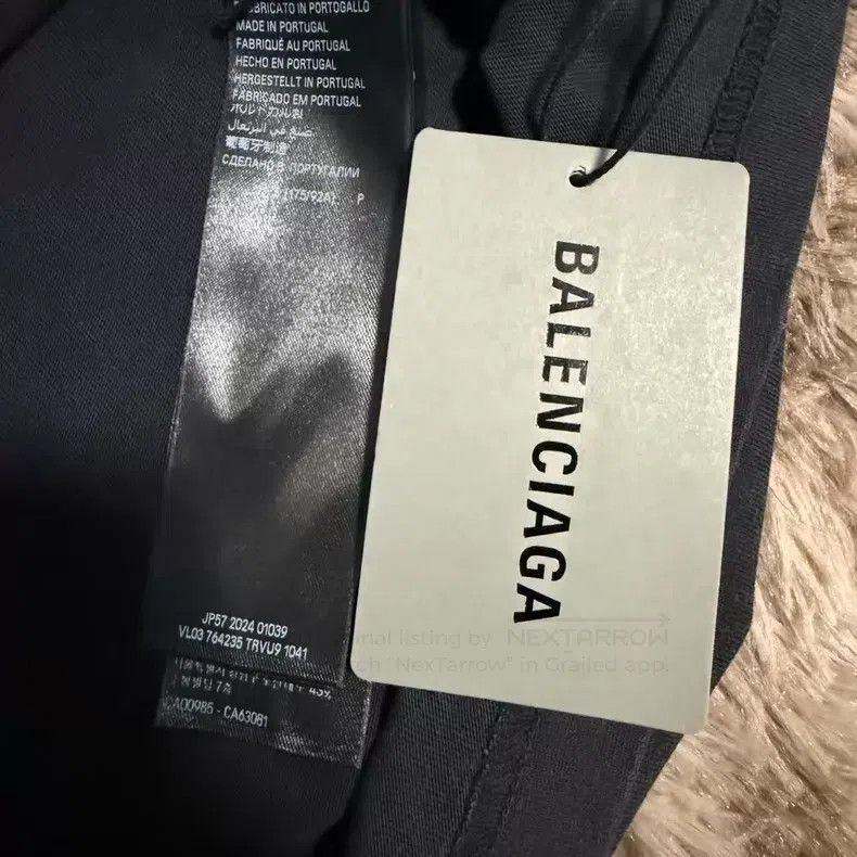 Balenciaga Balenciaga Black Love Heart Short Sleeve Size US S / EU 44-46 / 1 - 5 Thumbnail