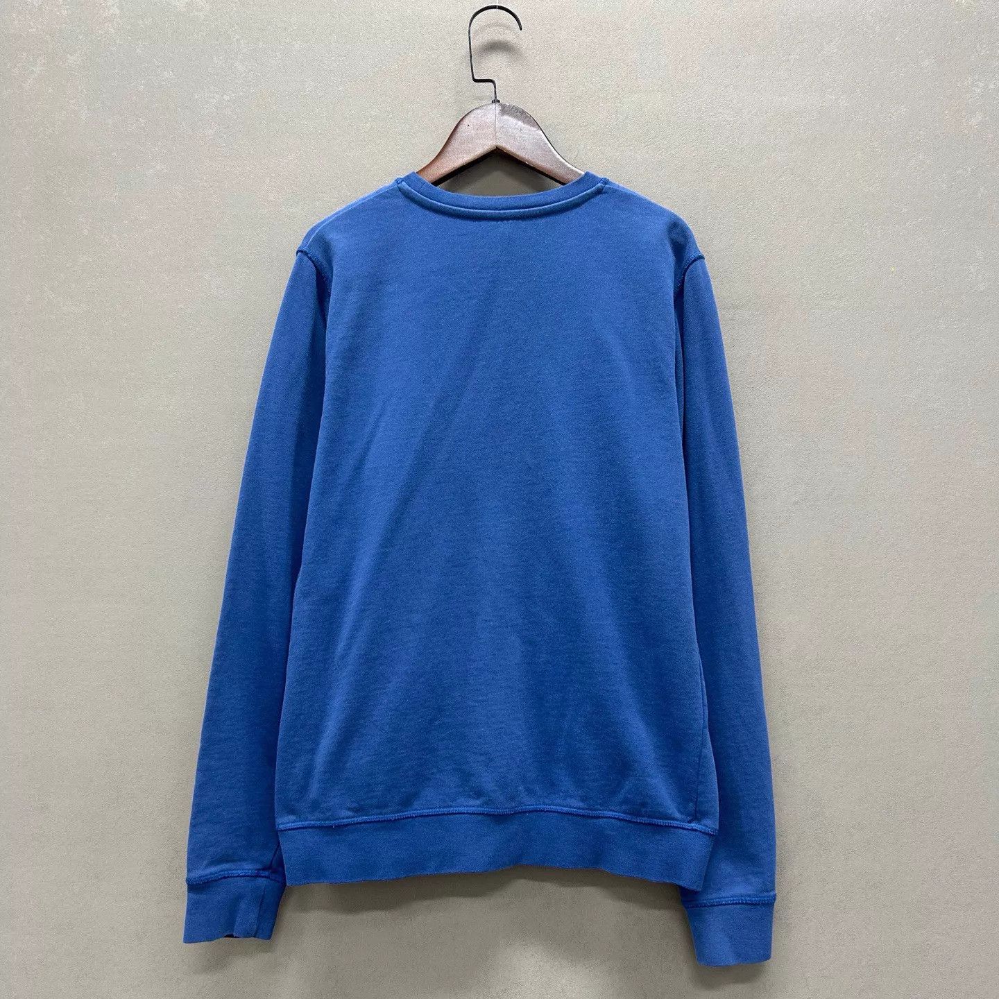 Loewe Loewe 98N Flocked Large Logo Crewneck Sweatshirt S Size S / US 4 / IT 40 - 2 Thumbnail