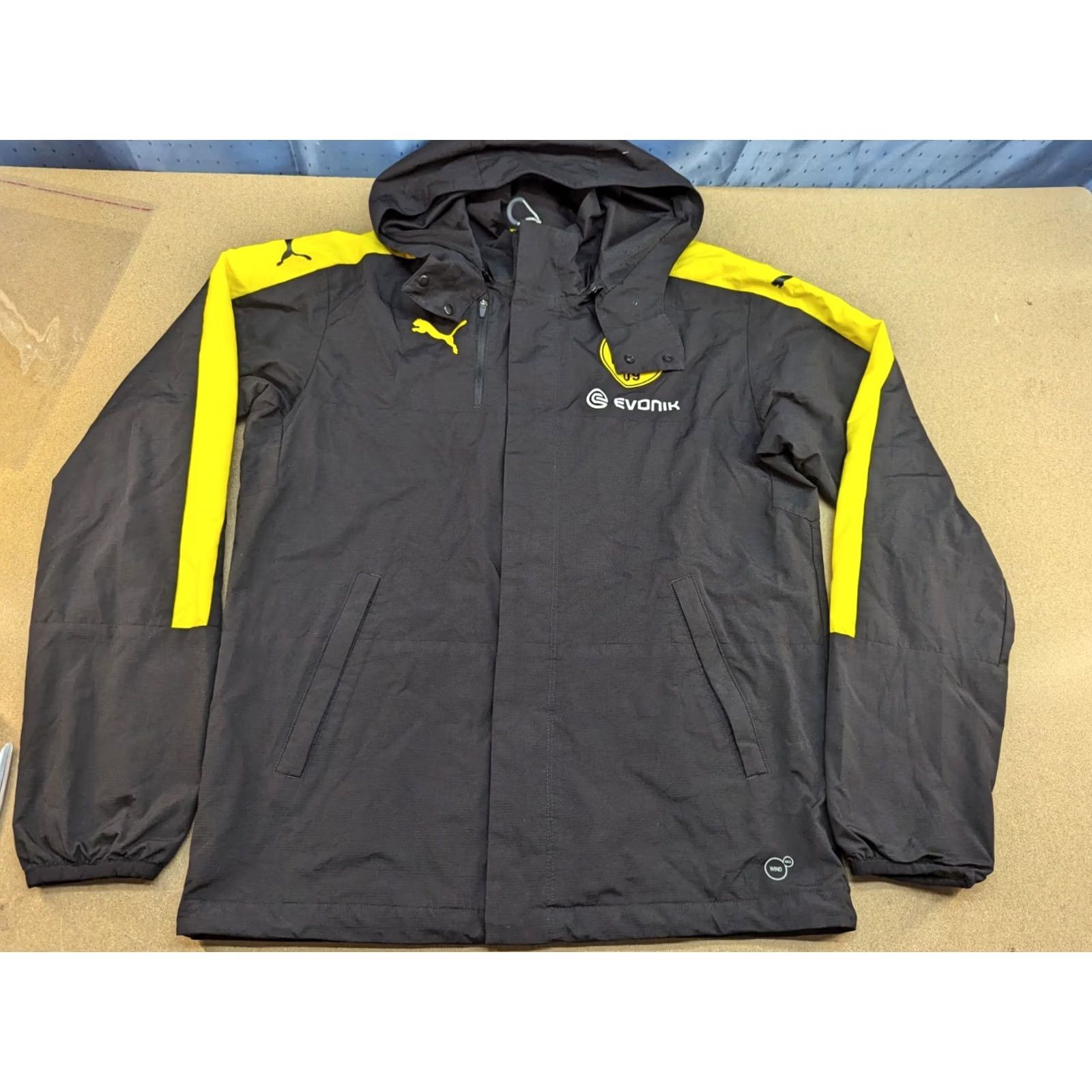 Puma Puma Borussia Dortmund Jacket Size M Football Full Zip Adult Hooded Rain Black Men Rugged Windbreaker Pockets Thermal Water Resistant Sports Size US M / EU 48-50 / 2 - 2 Thumbnail