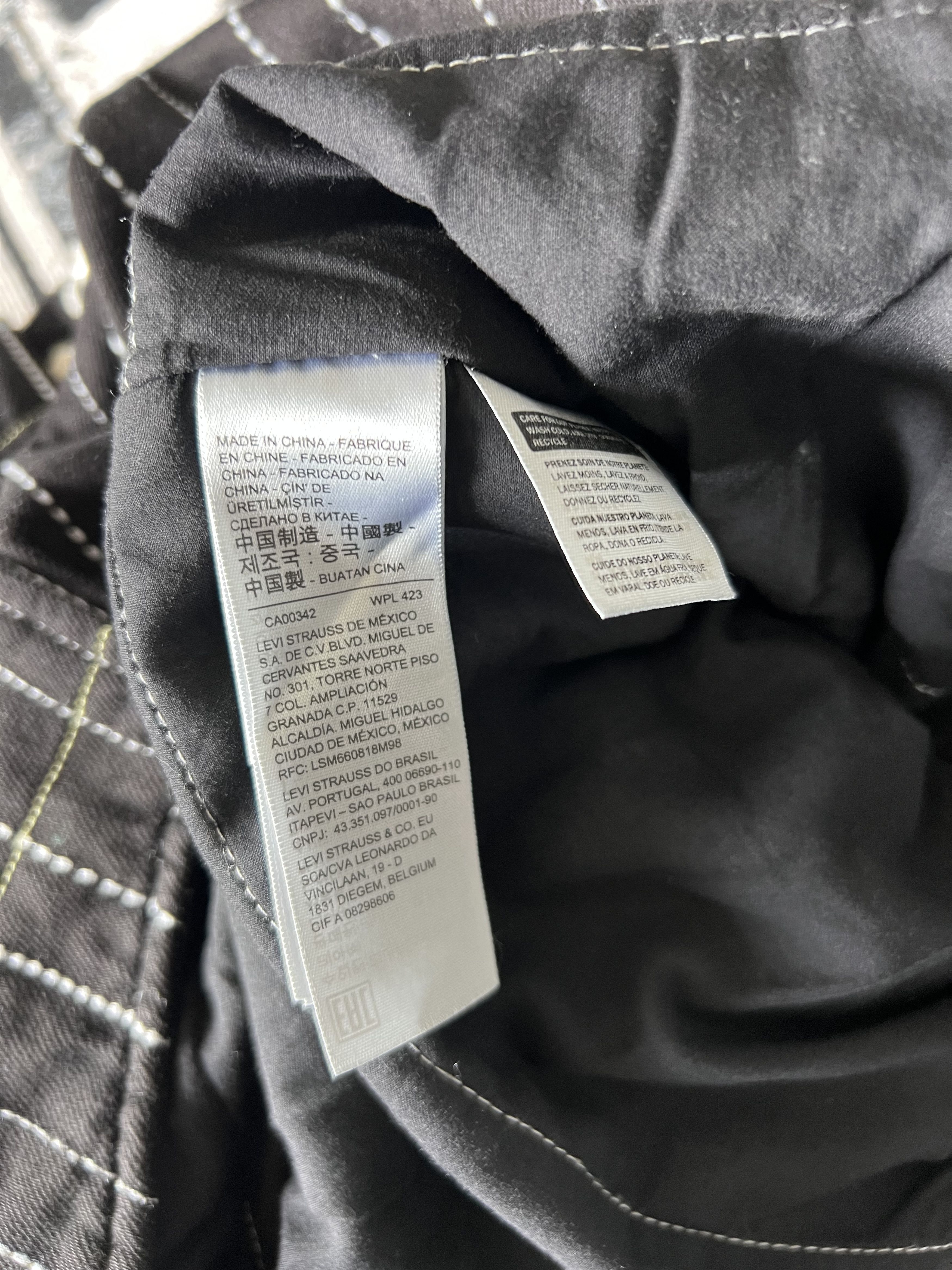DENIM TEARS × Levi's Denim Tears Levi's Peace Patchwork Padded Jacket in Black Size US L / EU 52-54 / 3 - 9 Thumbnail