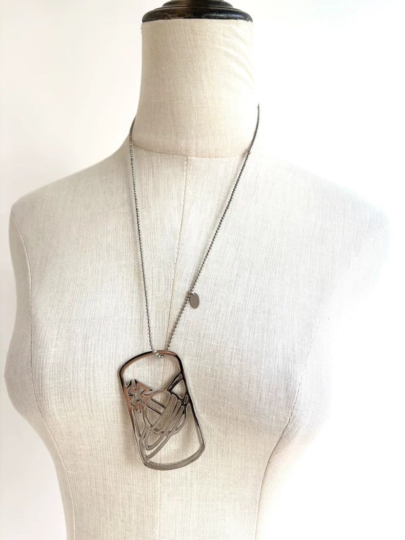 Vivienne Westwood Vivienne Westwood Vintage Skeletal Saturn Military Badge N Size ONE SIZE - 1 Thumbnail