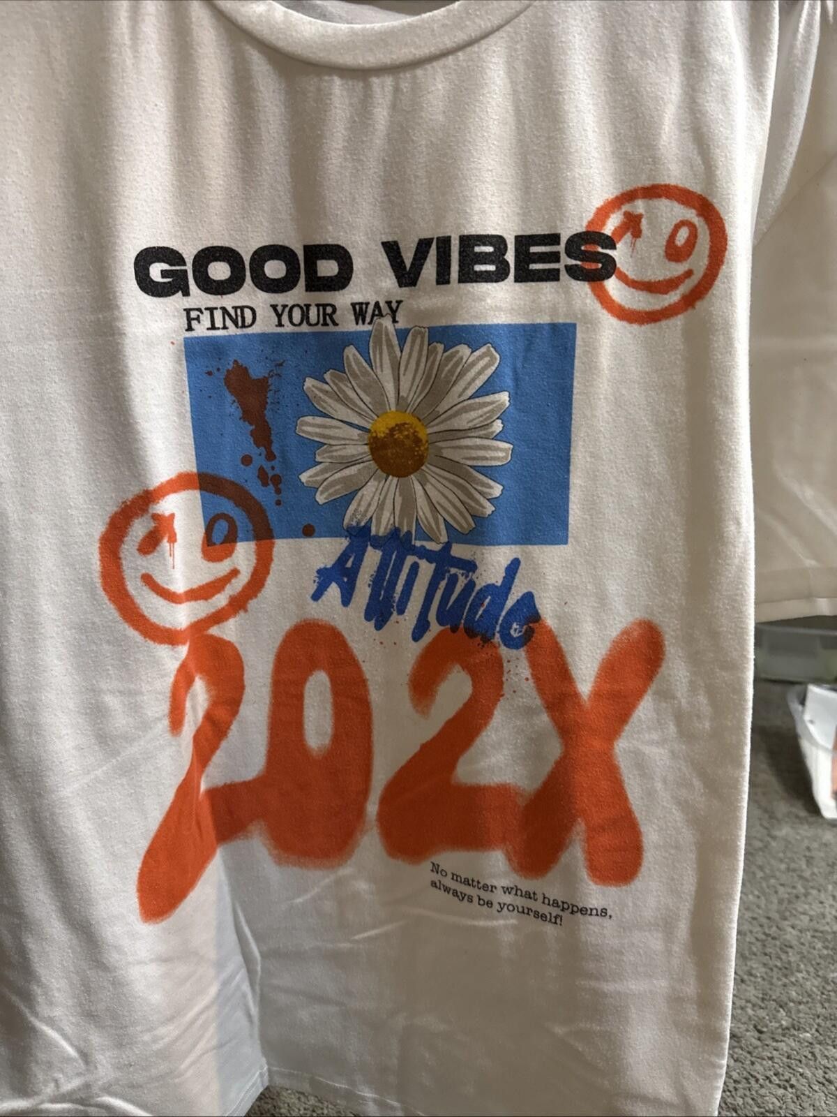 Shein SHEIN Good Vibes Graphic T Shirt Men’s L Find Your Way 202X Size L / US 10 / IT 46 - 2 Thumbnail