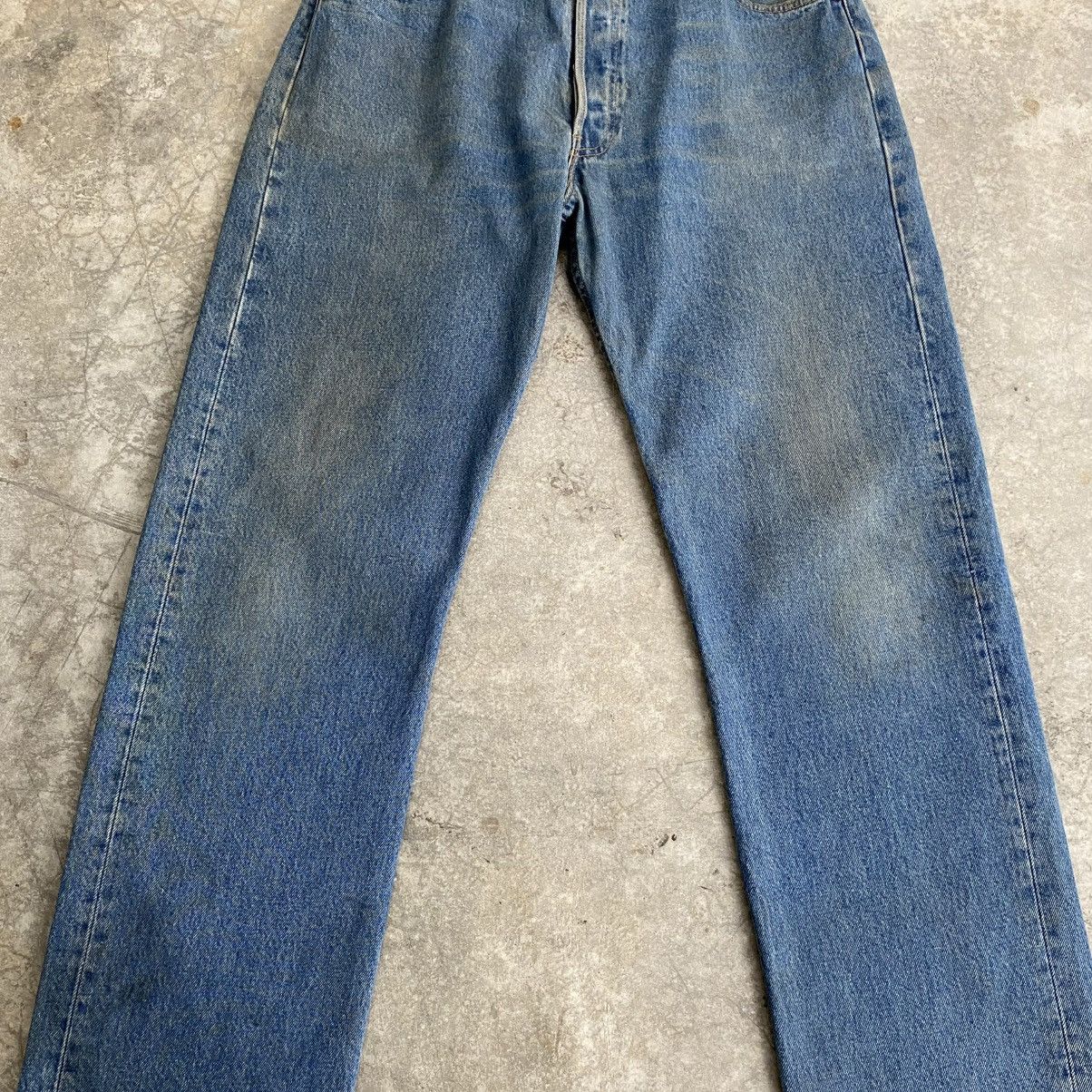 Levi's Vintage Levis 501 Faded Stonewashed Blue Distressed Jeans Size US 35 - 4 Thumbnail