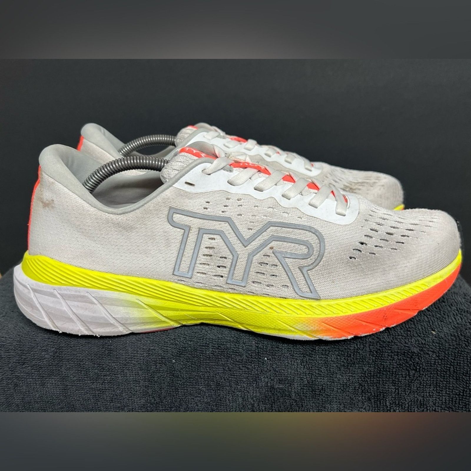 Other TYR RD-1 Runner Men's Size 11.5 White Yellow Running Shoes Size US 11.5 / EU 44-45 - 2 Thumbnail