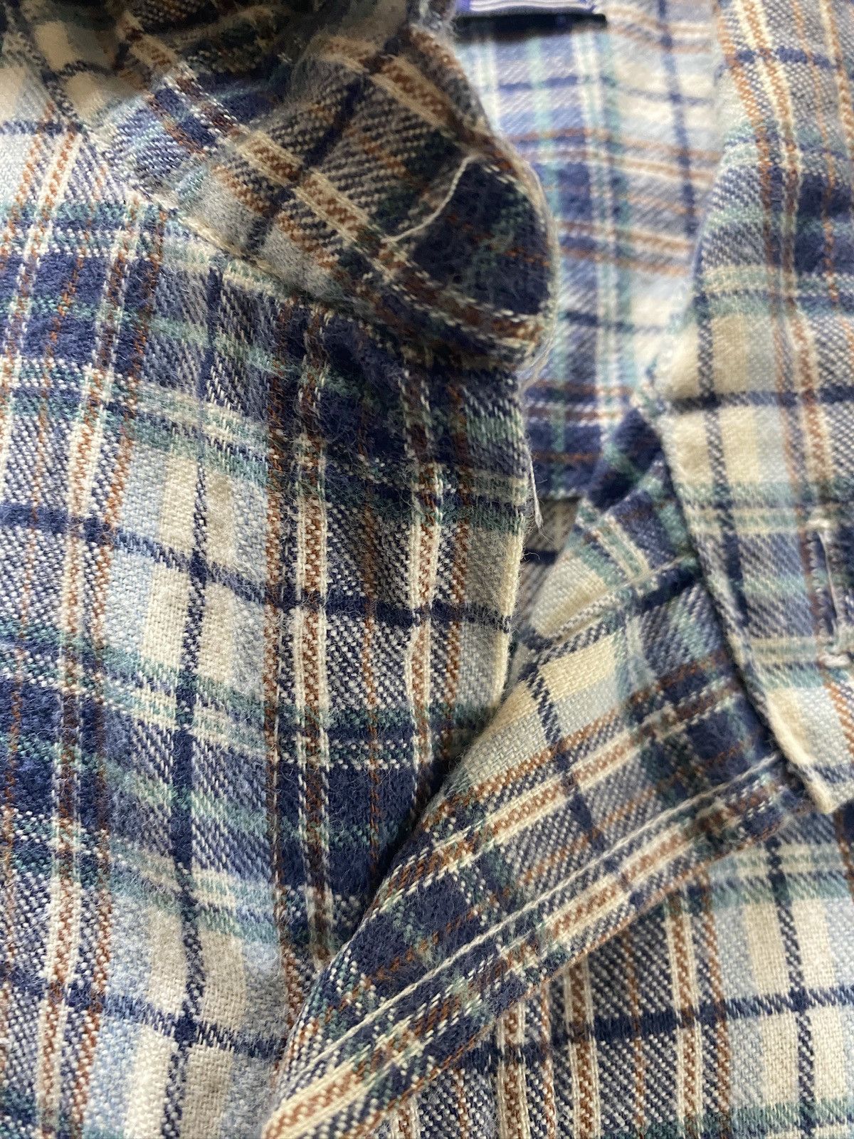 Levi's Vintage 70’s Levi’s White Tab Plaid Flannel Button Up Shirt Size US M / EU 48-50 / 2 - 4 Thumbnail