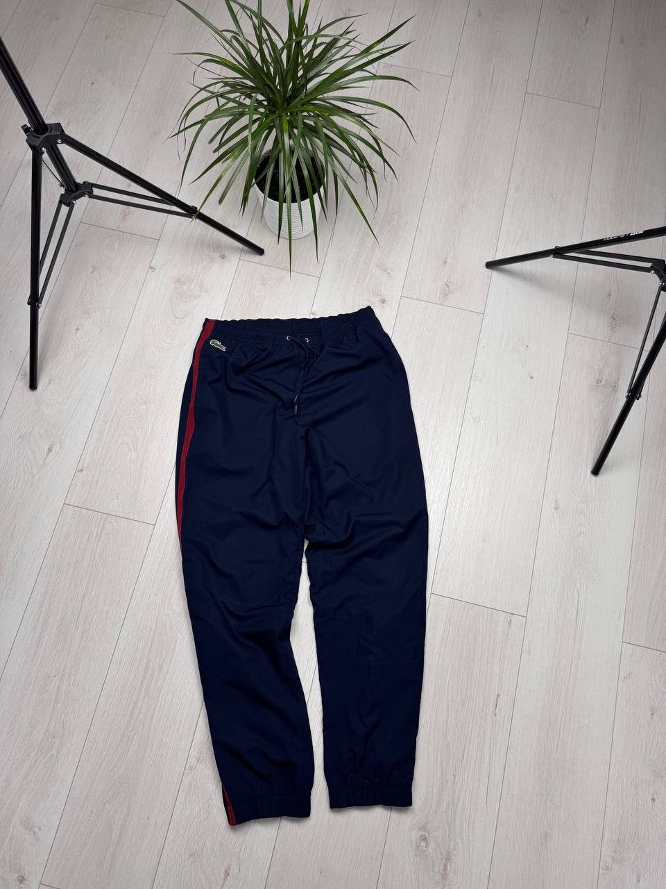 Lacoste Vintage Lacoste Nylon Track Pants Sportswear Size M Size US 30 / EU 46 - 1 Thumbnail
