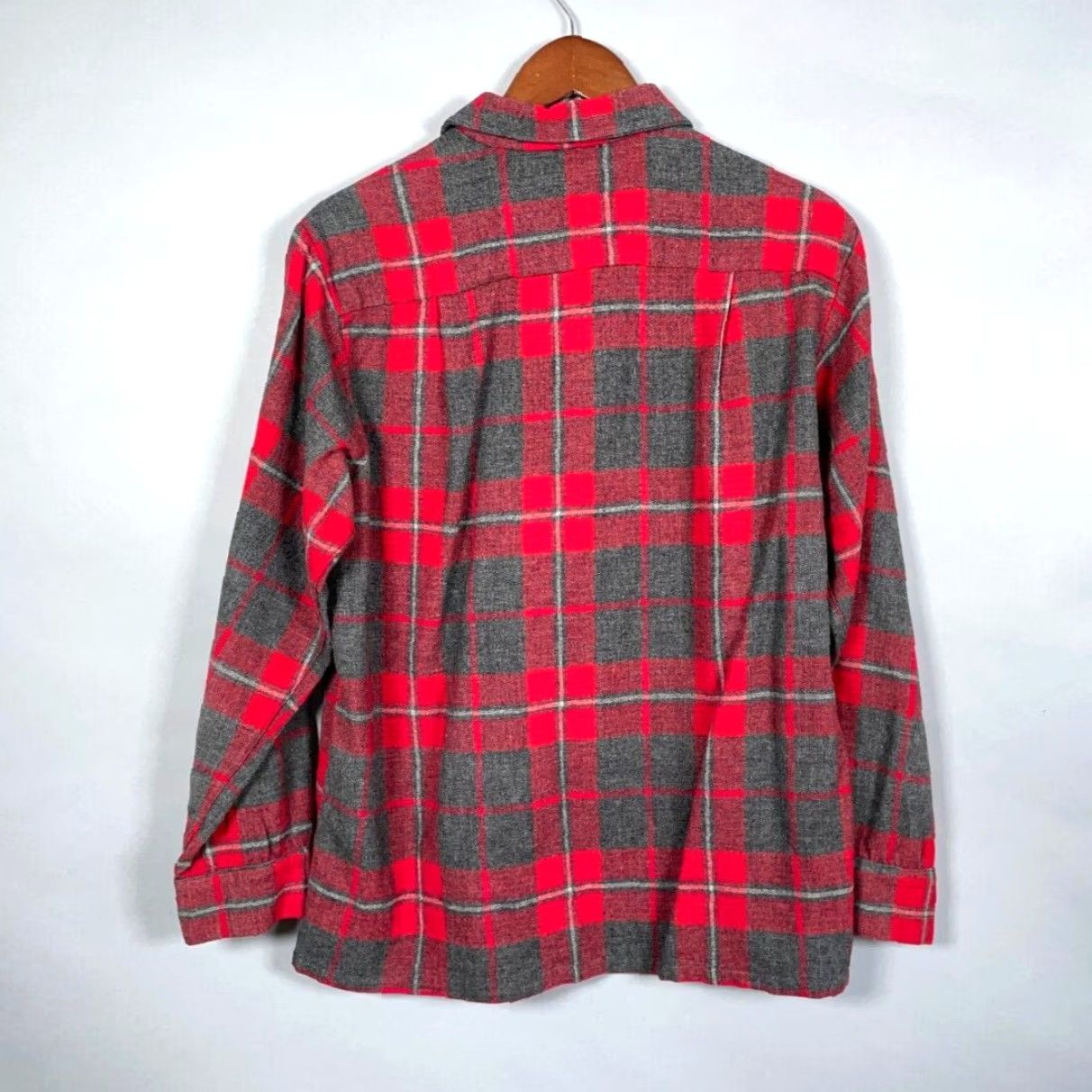 Vintage VINTAGE 70s Wool Flannel Shirt Men M Red Gray Plaid Loop Collar Pockets Button-Up, Old School, Casual Workwear Size US M / EU 48-50 / 2 - 2 Thumbnail