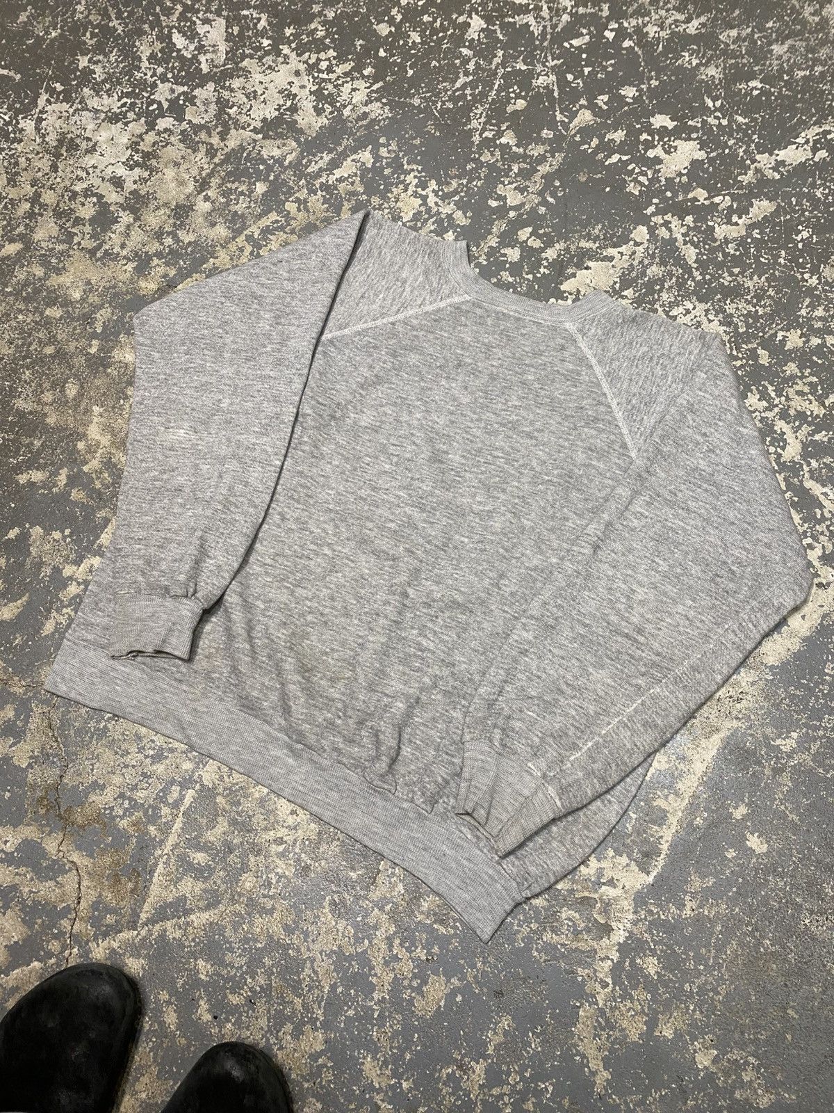 Vintage True Vintage Blank Grey 70s Crewneck Sweatshirt Size US M / EU 48-50 / 2 - 2 Thumbnail
