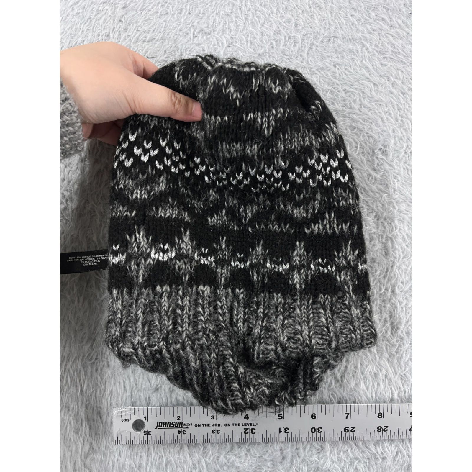 Vintage INC International Concepts Beanie Toque Womens Gray Knit Stripe Poly Blend Pom Size ONE SIZE - 5 Thumbnail