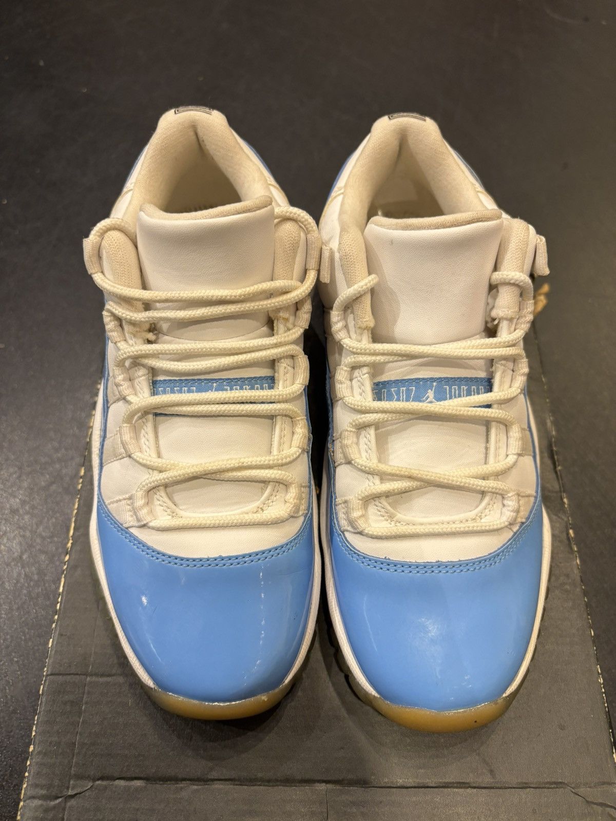 Jordan Brand Jordan 11 Low ‘University Blue’ Size US 5 / EU 37 - 4 Thumbnail