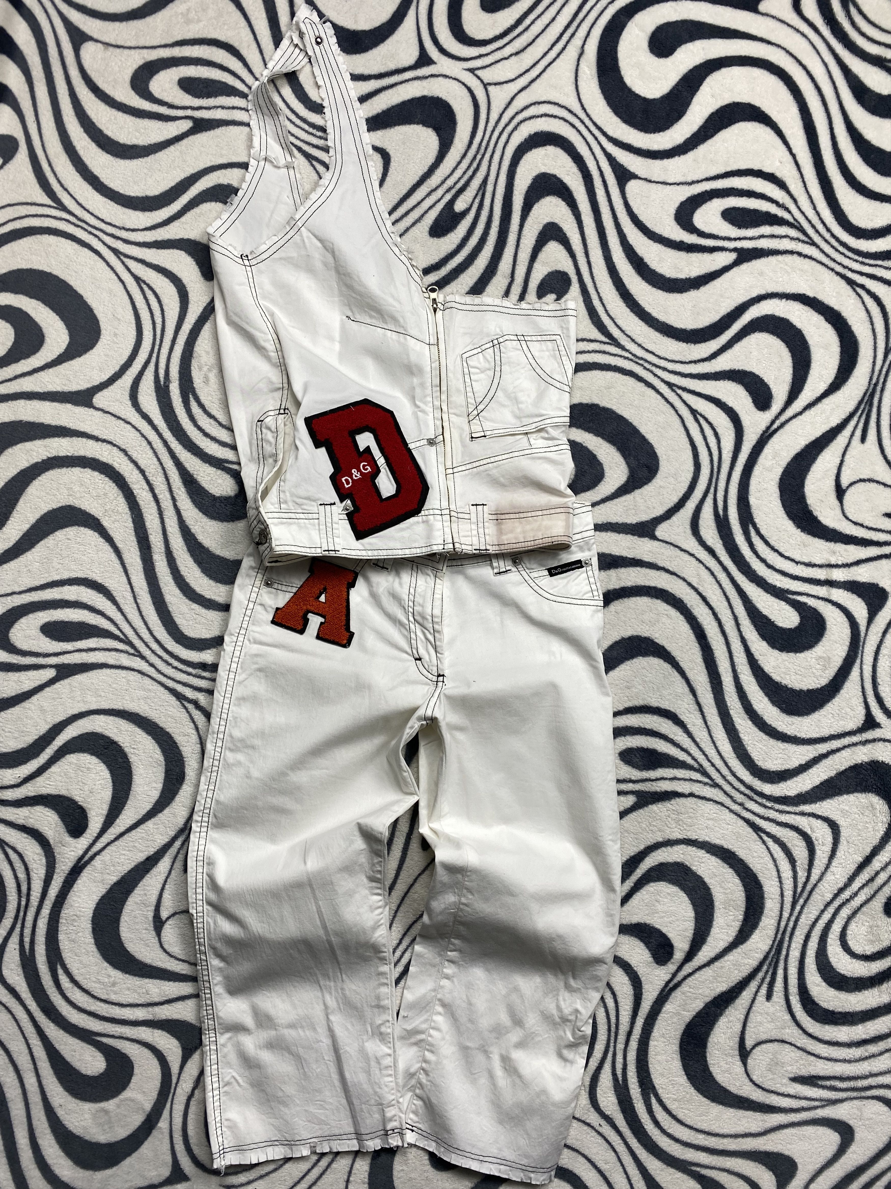 Dolce & Gabbana Dolce & Gabbana Vintage Luxury Track Suit Size 26" / US 2 / IT 38 - 1 Thumbnail