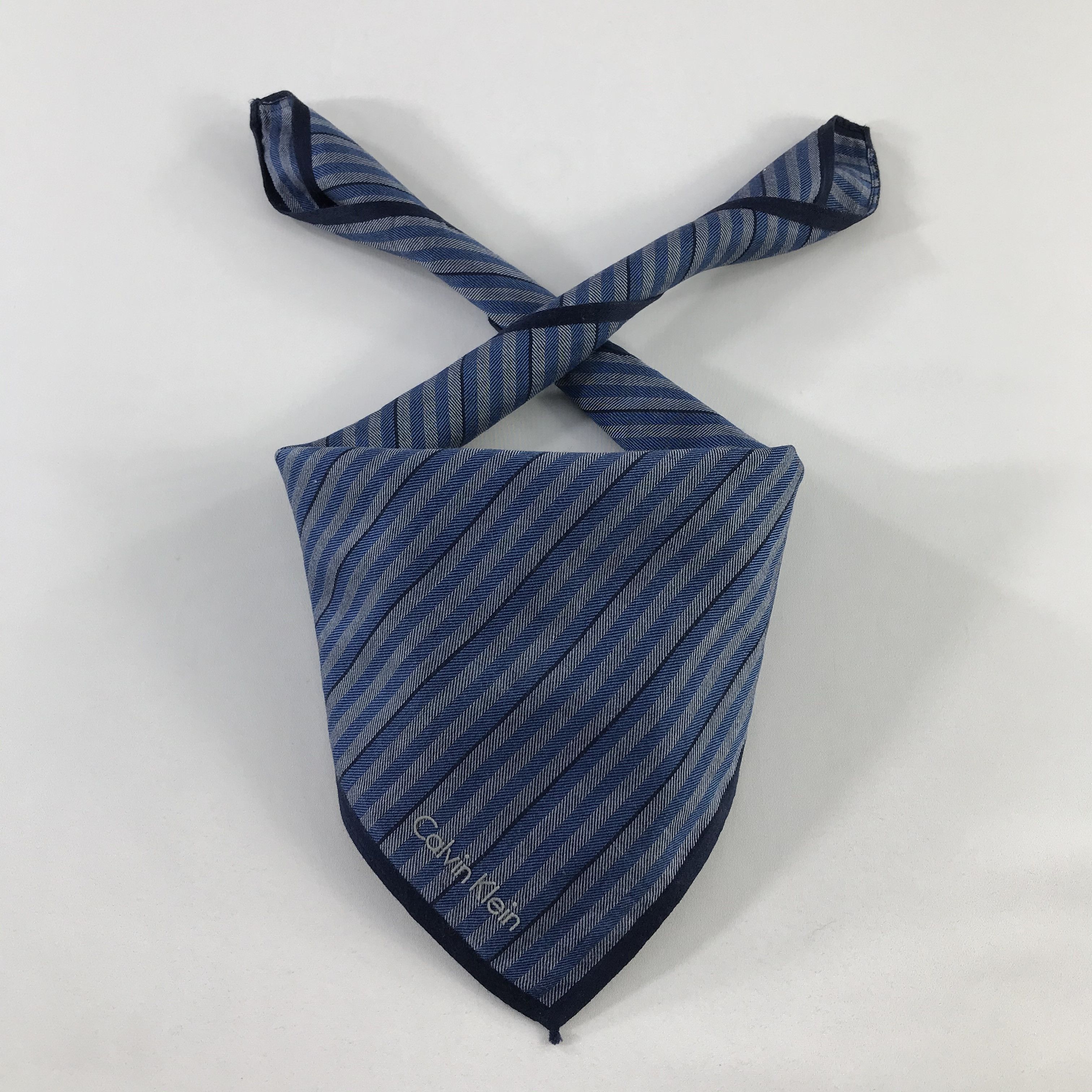 Calvin Klein × Vintage Calvin Klein Bandana / Handkerchief / Neckerchief - S896 Size ONE SIZE - 3 Thumbnail