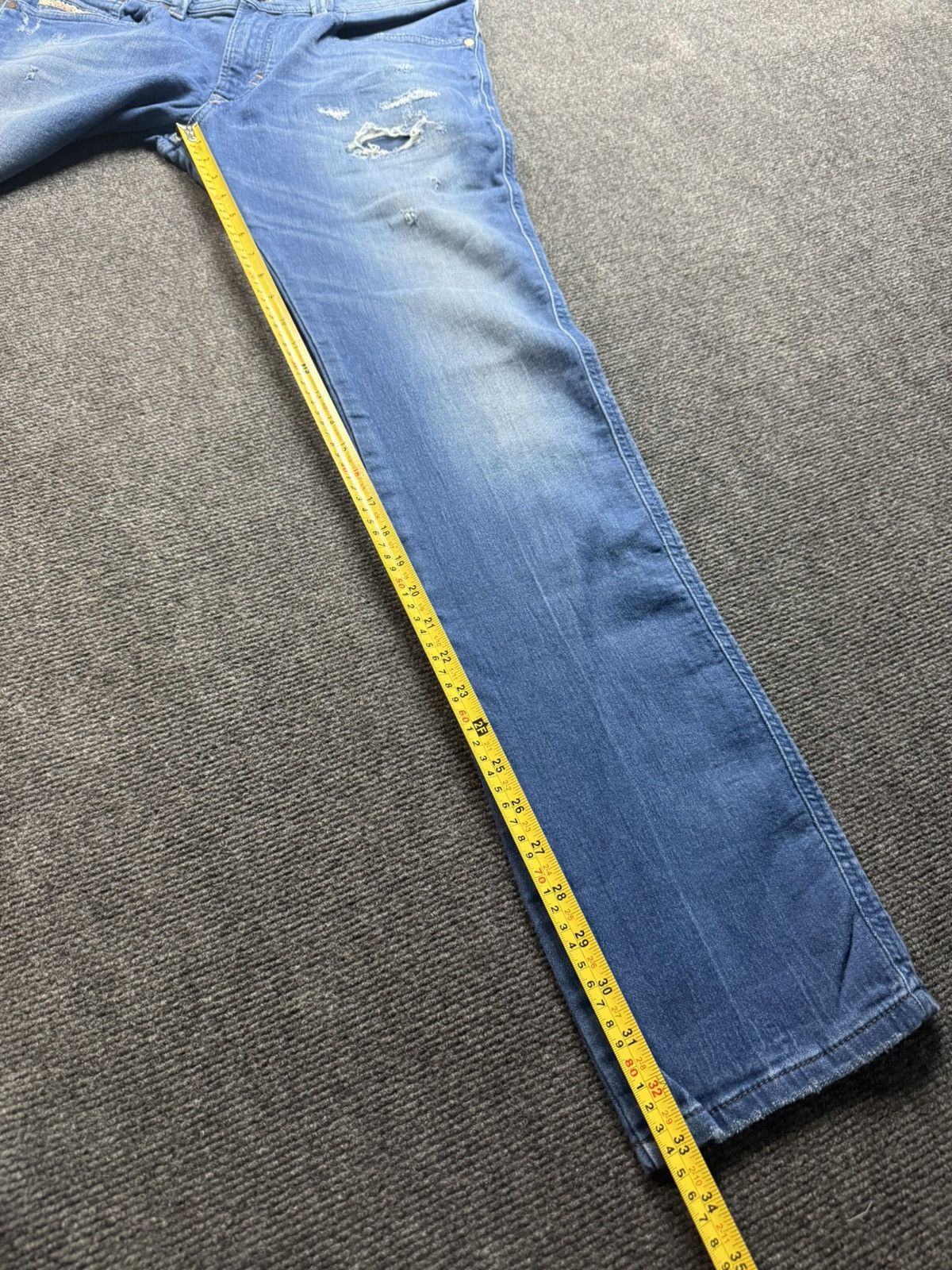 Diesel 00s Y2K Diesel Distressed Jeans Slim Stretch Denim Blue Size US 32 / EU 48 - 22 Thumbnail