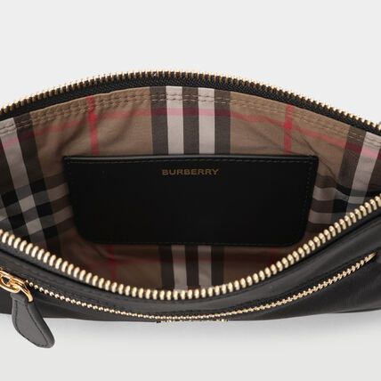 Burberry o1w1db10226 Size: OS / Nylon Pouch Shoulder Bag​ In Black Size ONE SIZE - 7 Thumbnail