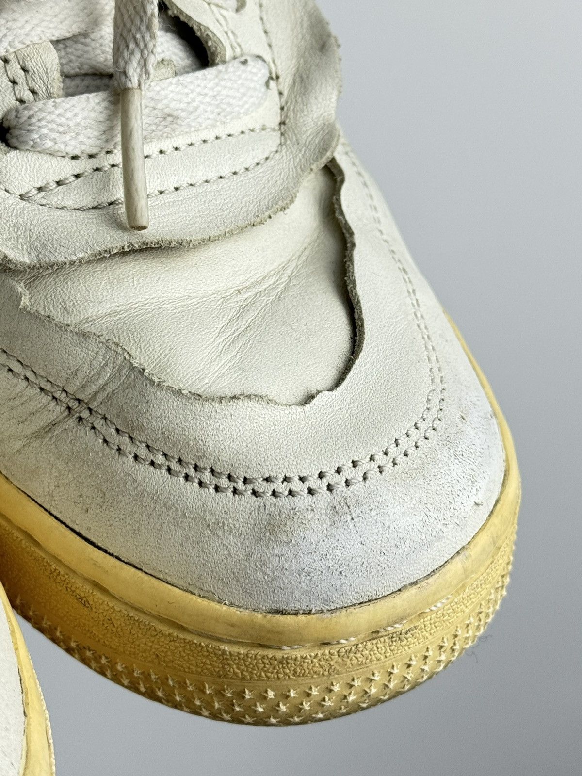 Comme des Garcons × Nike Comme des Garçons x Nike Air Force 1 Mid 'Triple White' Size US 5.5 / EU 38 - 13 Thumbnail