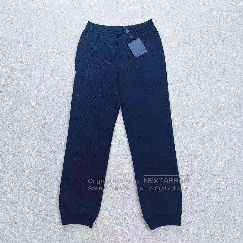 Louis Vuitton Louis Vuitton Embossed Logo Casual Pants. Size US 30 / EU 46 - 1 Thumbnail