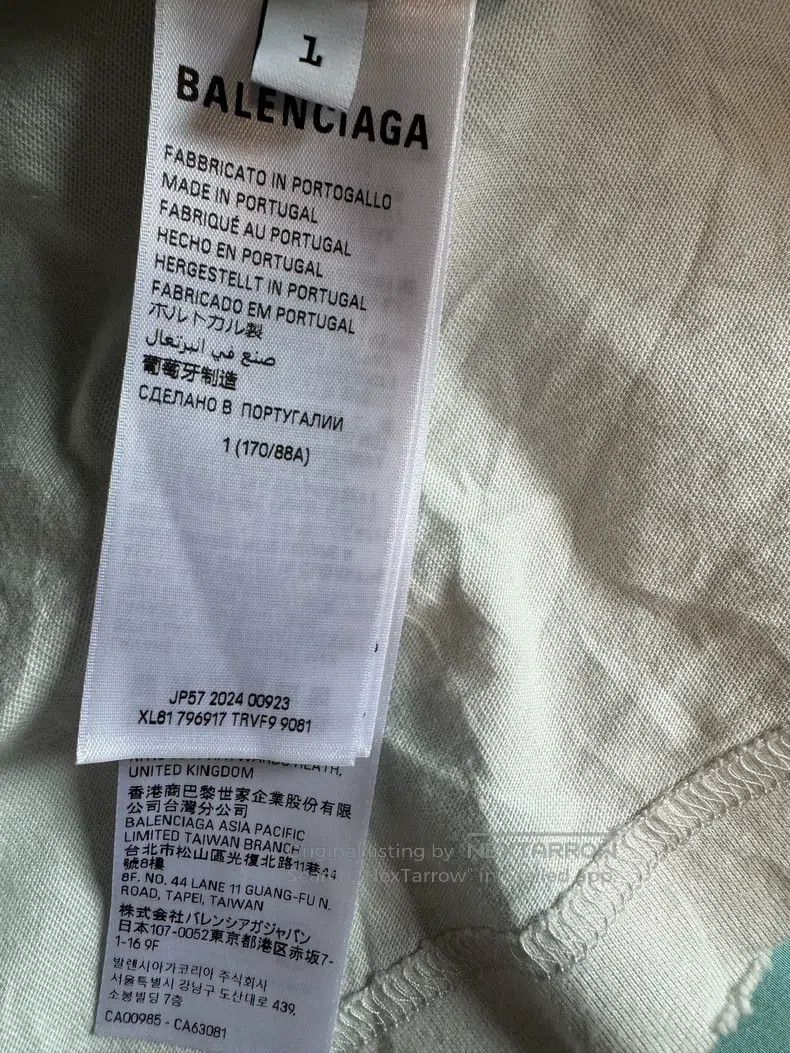 Balenciaga Balenciaga Sanskrit Letter Long-Sleeve Size US S / EU 44-46 / 1 - 5 Thumbnail