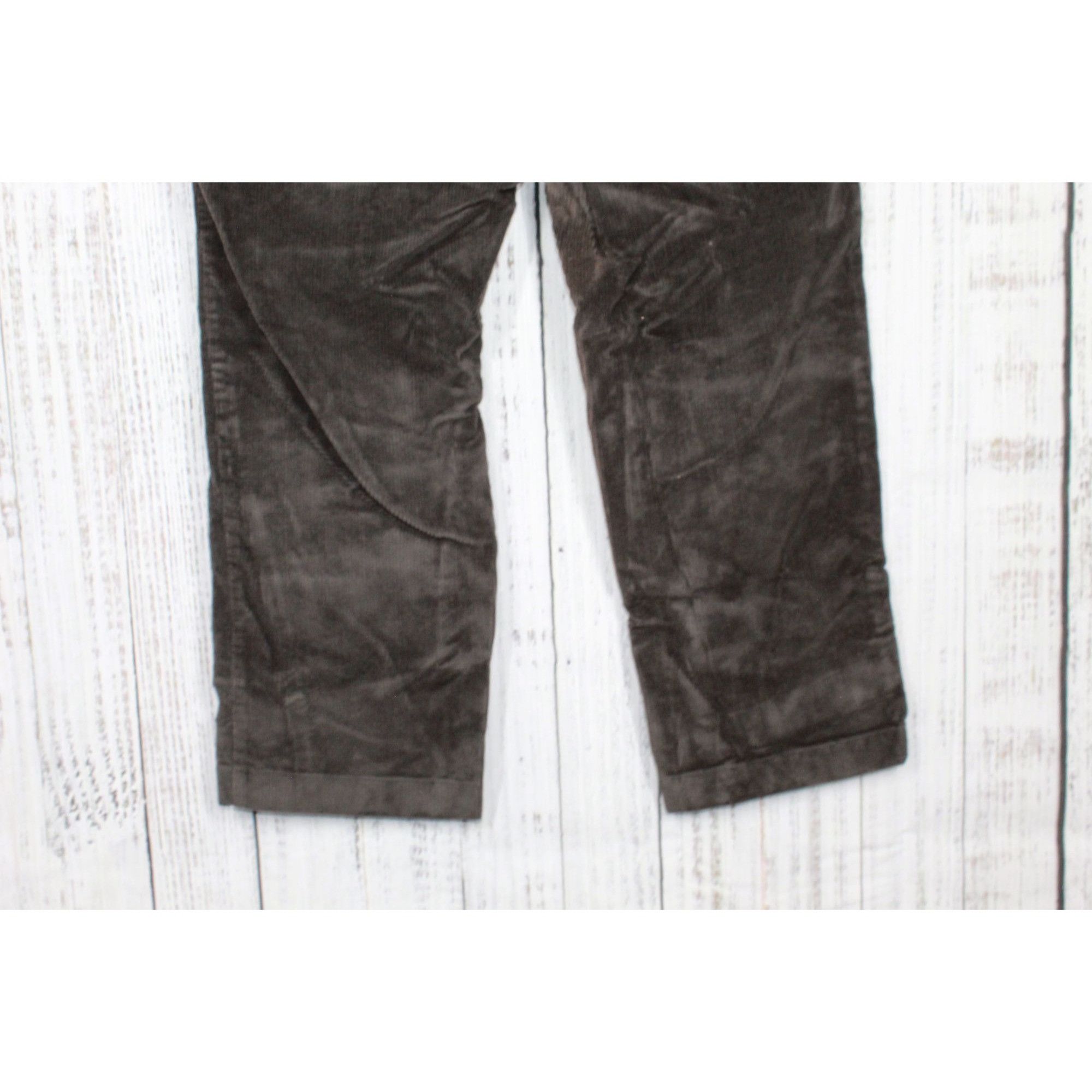 L.L. Bean LL Bean Charcoal Stretch Corduroy Pants Size US 34 / EU 50 - 9 Thumbnail