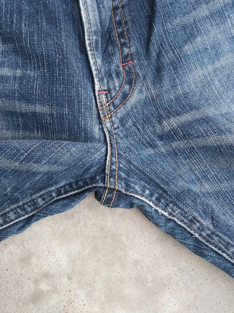 Japanese Brand Vintage Y2k Wrangler Faded Blue Distressed Jeans 33x32 Size US 33 - 4 Thumbnail