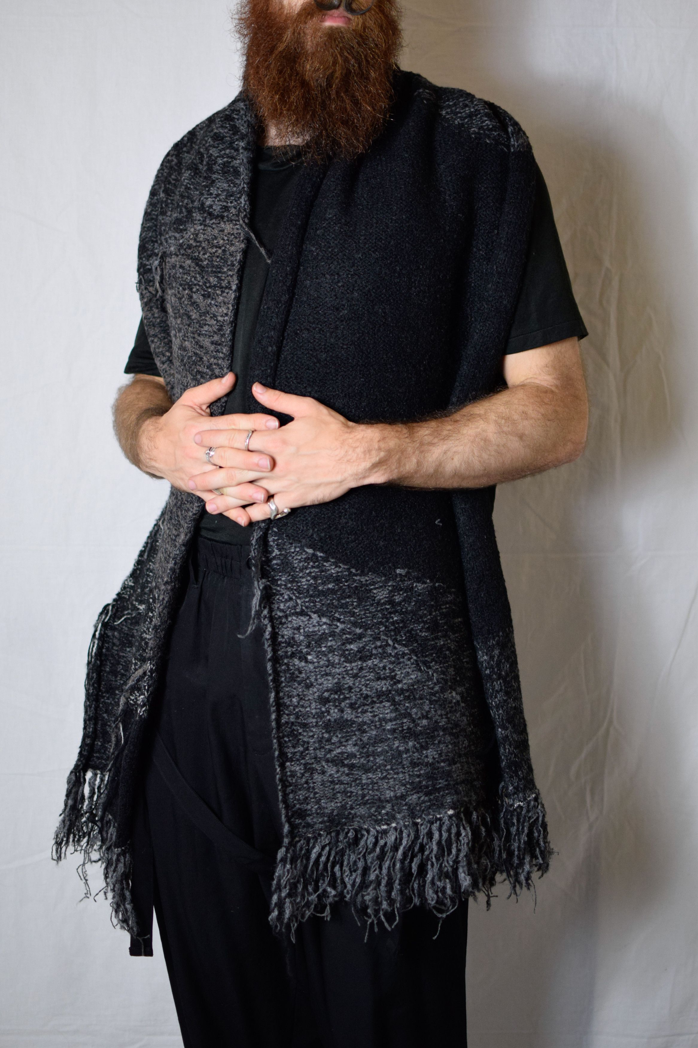 The Viridi-anne TVA AW23 Grunge Muffler - VI-3678-09 Size ONE SIZE - 3 Thumbnail