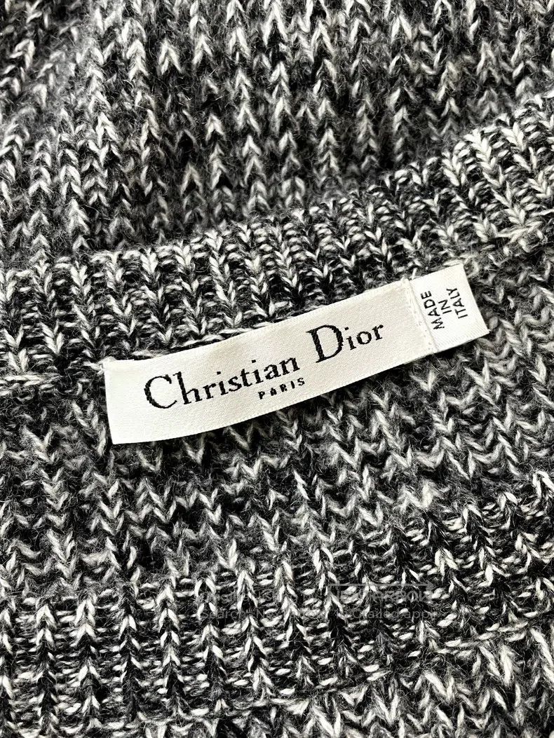 Dior Dior Grey beaded sequin cashmere sweater Size M / US 6-8 / IT 42-44 - 3 Thumbnail