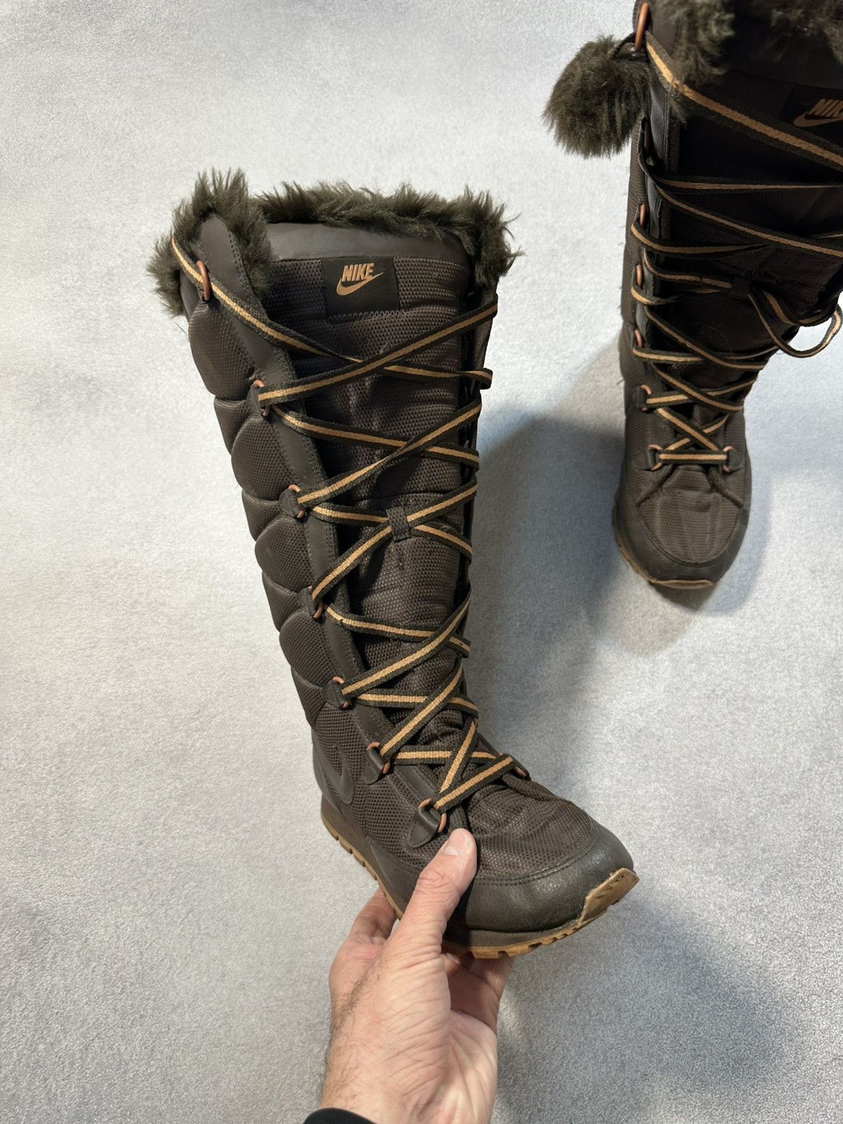 Nike Vintage Nike High Fur Woman Snow Boots US 7.5 Size US 7.5 / IT 37.5 - 5 Thumbnail