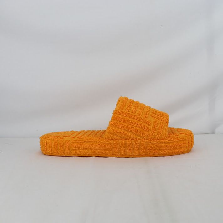 Bottega Veneta o1rshd1 Geometric Sponge Resort Sandal in Tangerine Size US 10 / EU 43 - 3 Thumbnail